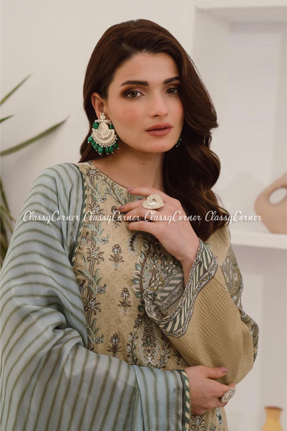 Pakistani Formal Wears For Women