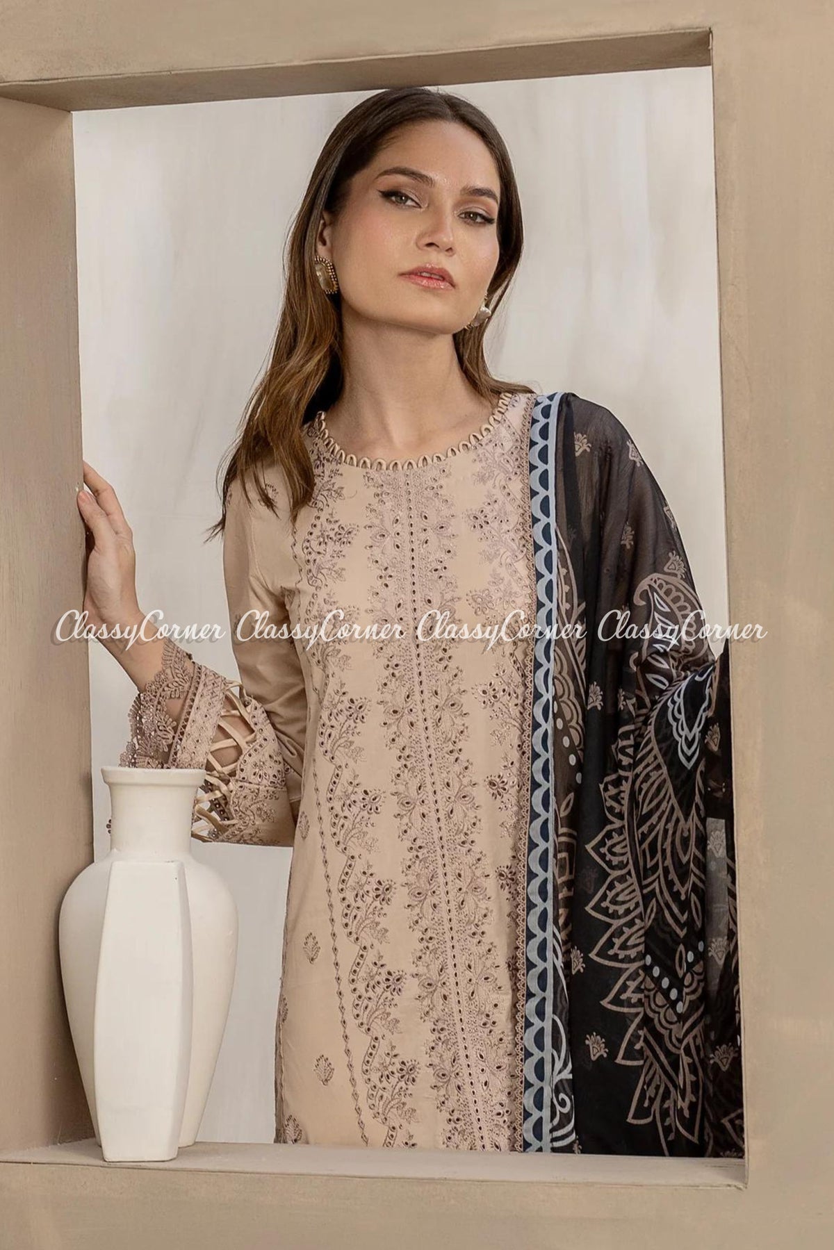 Latest Pakistani Lawn Suits