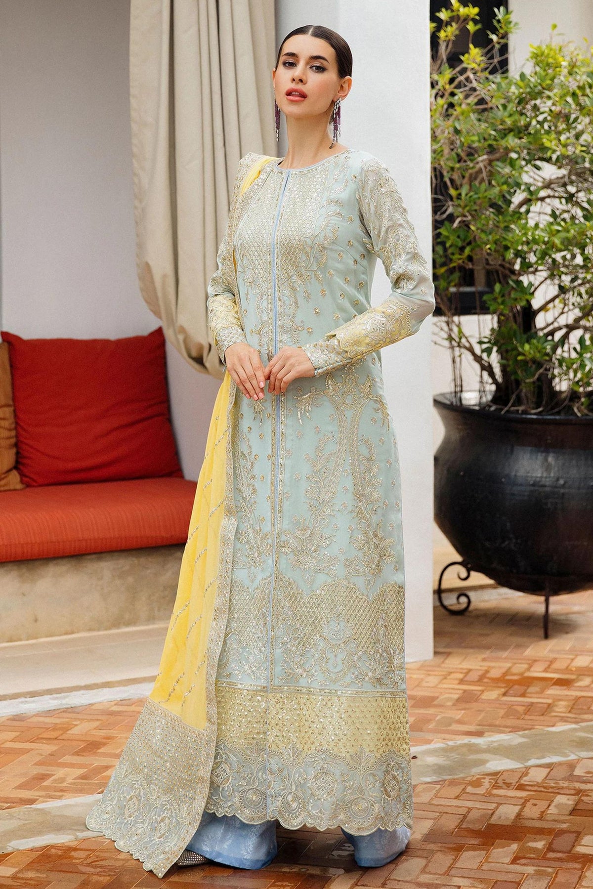 Online Pakistani Wedding Suits For Women