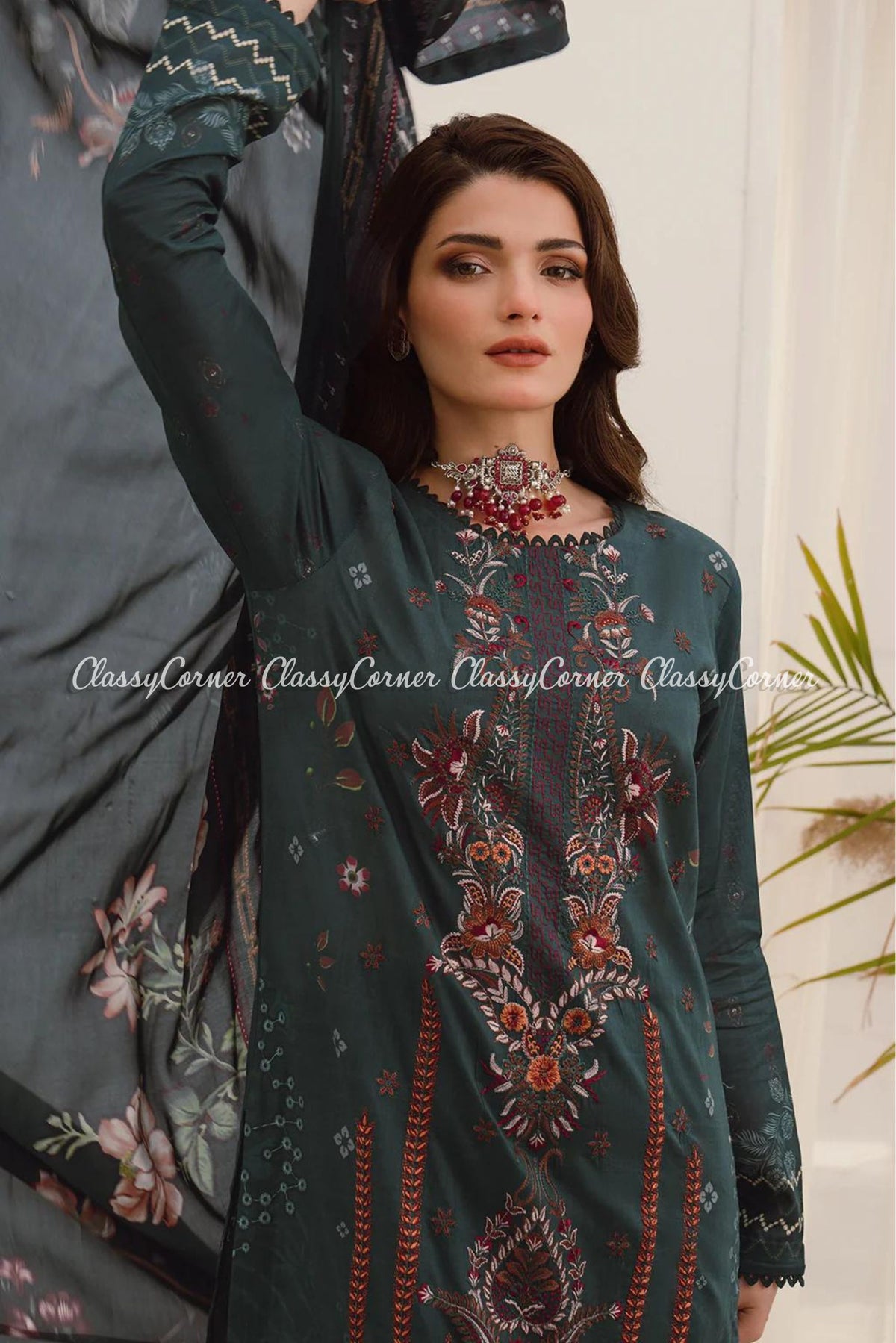 Latest Pakistani Lawn Suits in USA