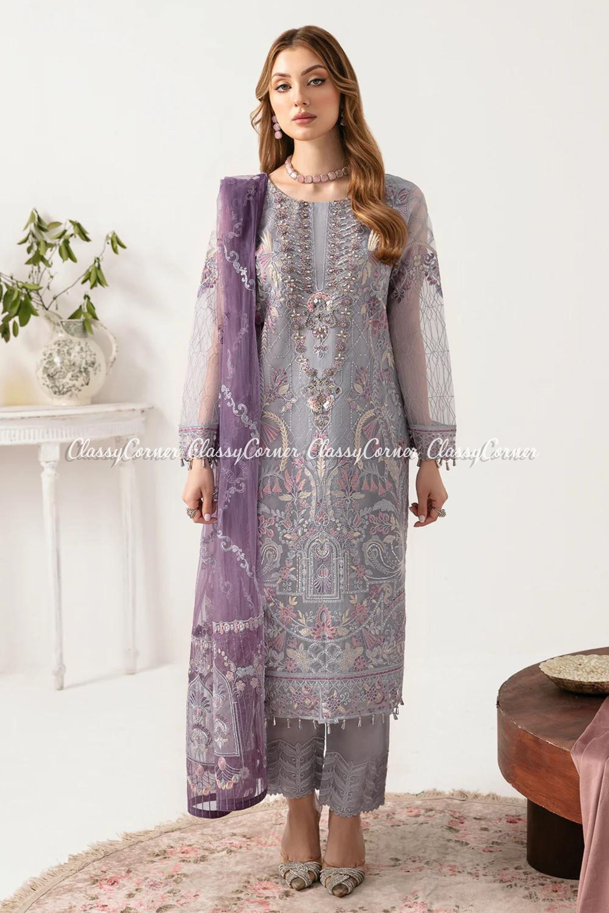 pakistani ladies wedding outfits