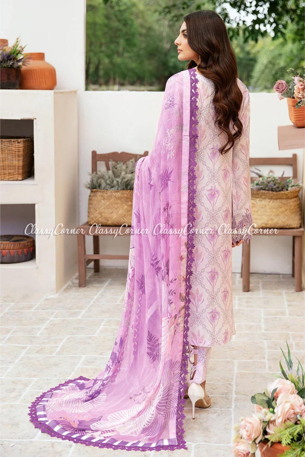 Latest Pakistani Lawn Suits