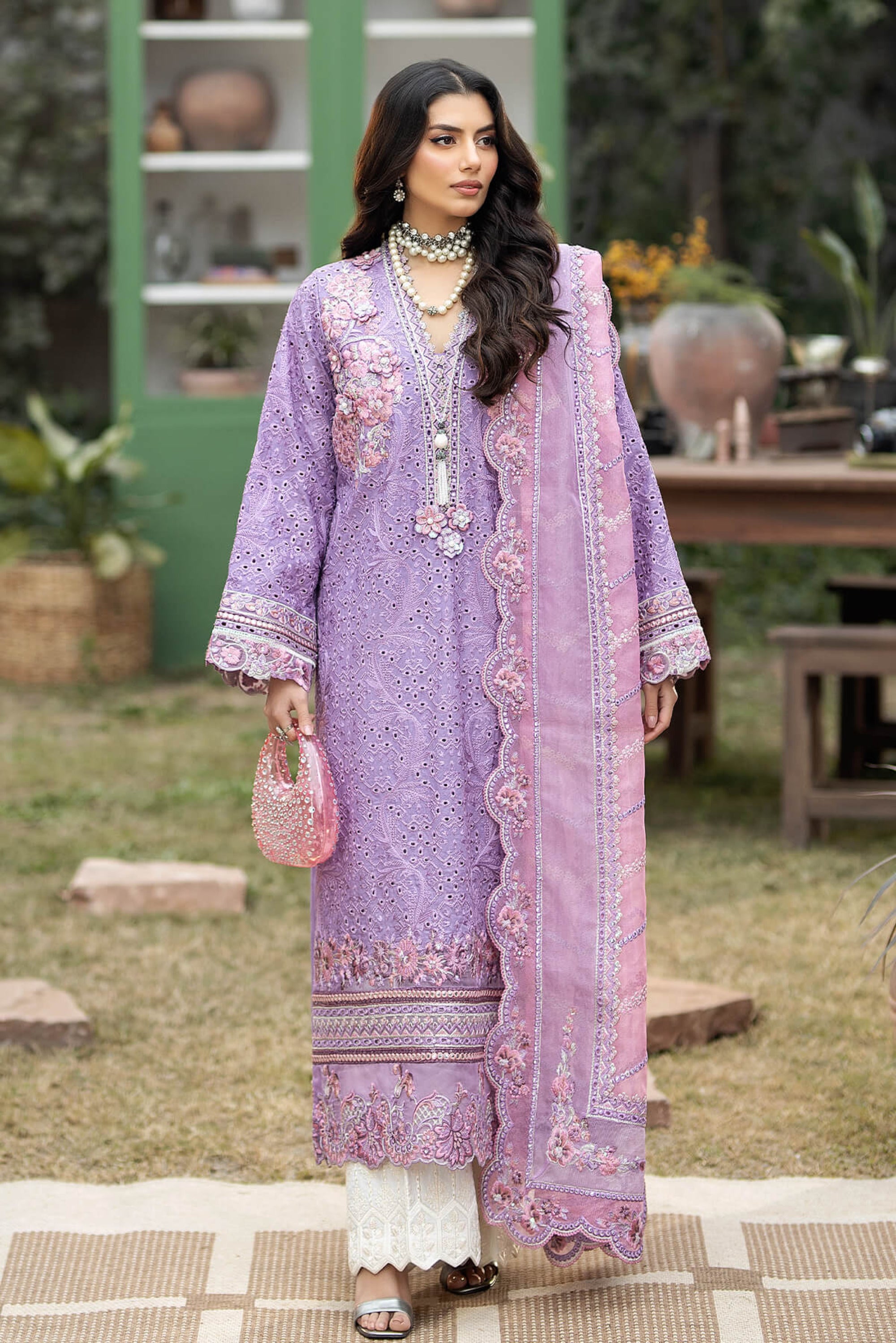 Pakistani Lawn Salwar kameez for weddings