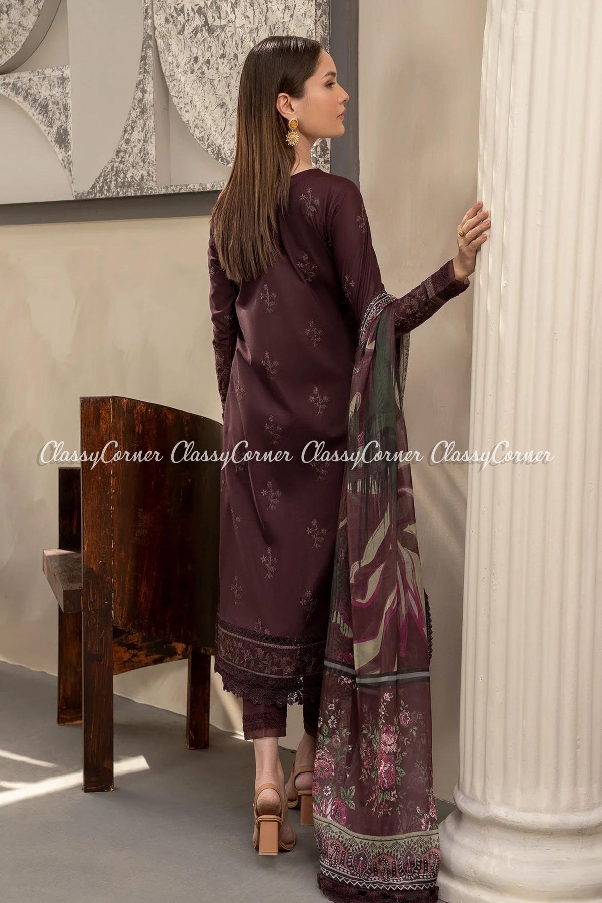 Pakistani Latest Lawn Suits Brisbane