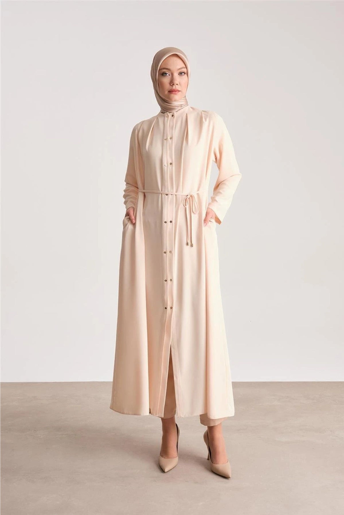 Cream White Double Buttoned Pleated Abaya