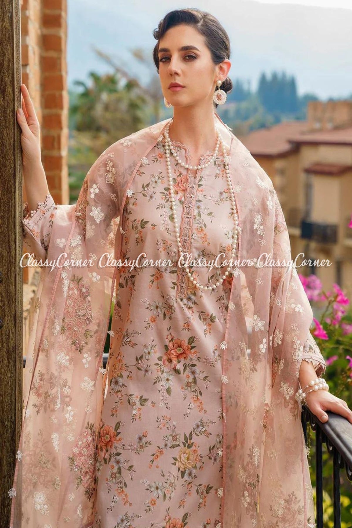 Pakistani Lawn Printed Salwar Kameez