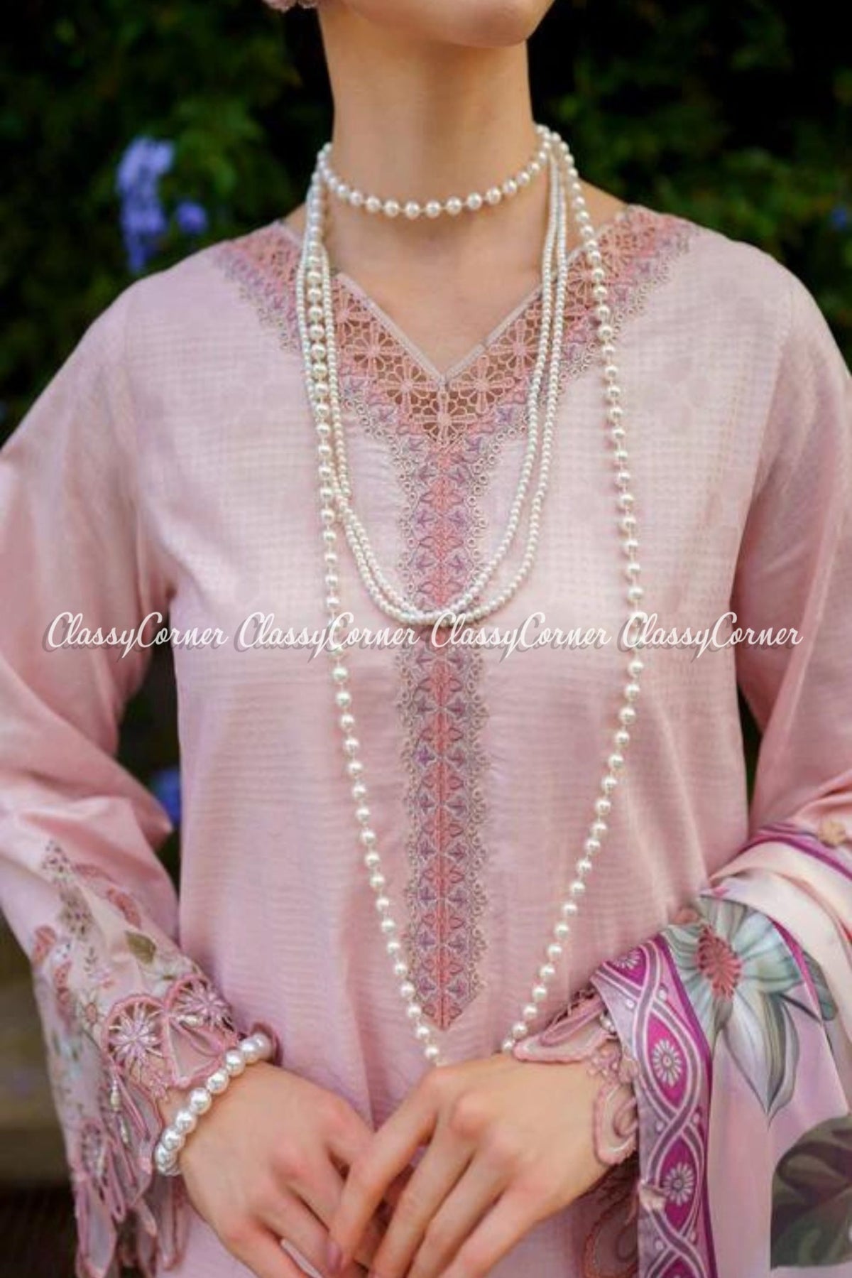 Pink Lawn Pakistani Salwar Kameez