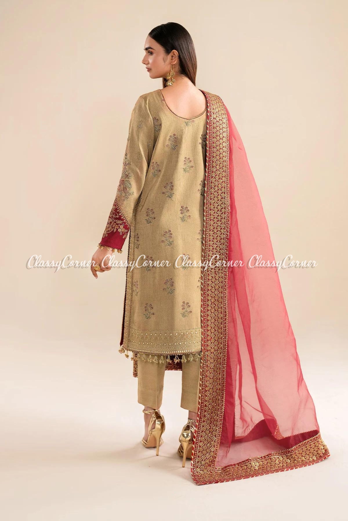 women&#39;s pakistani wedding outfits