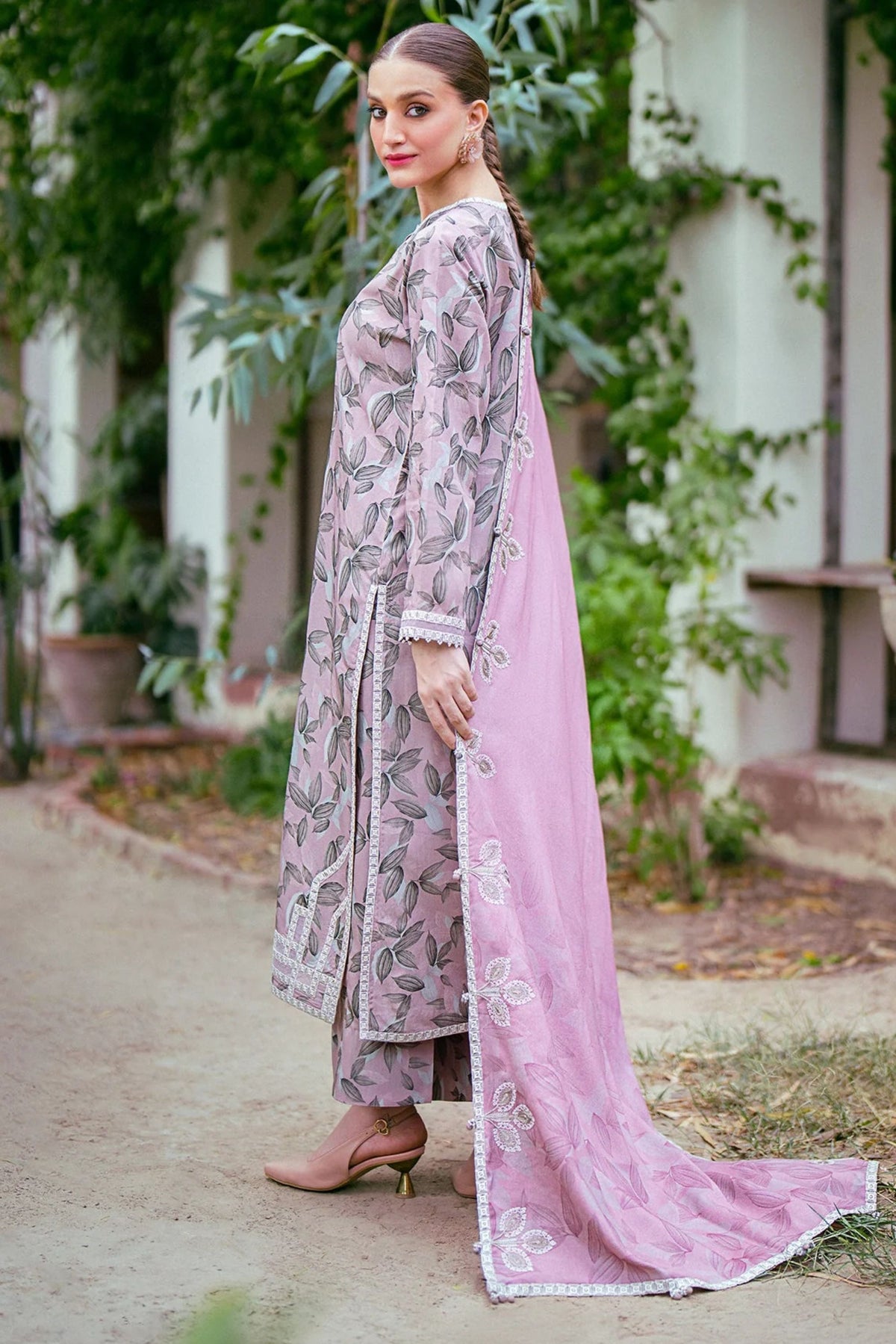 Pakistani Formal Salwar Kameez Sydney AU