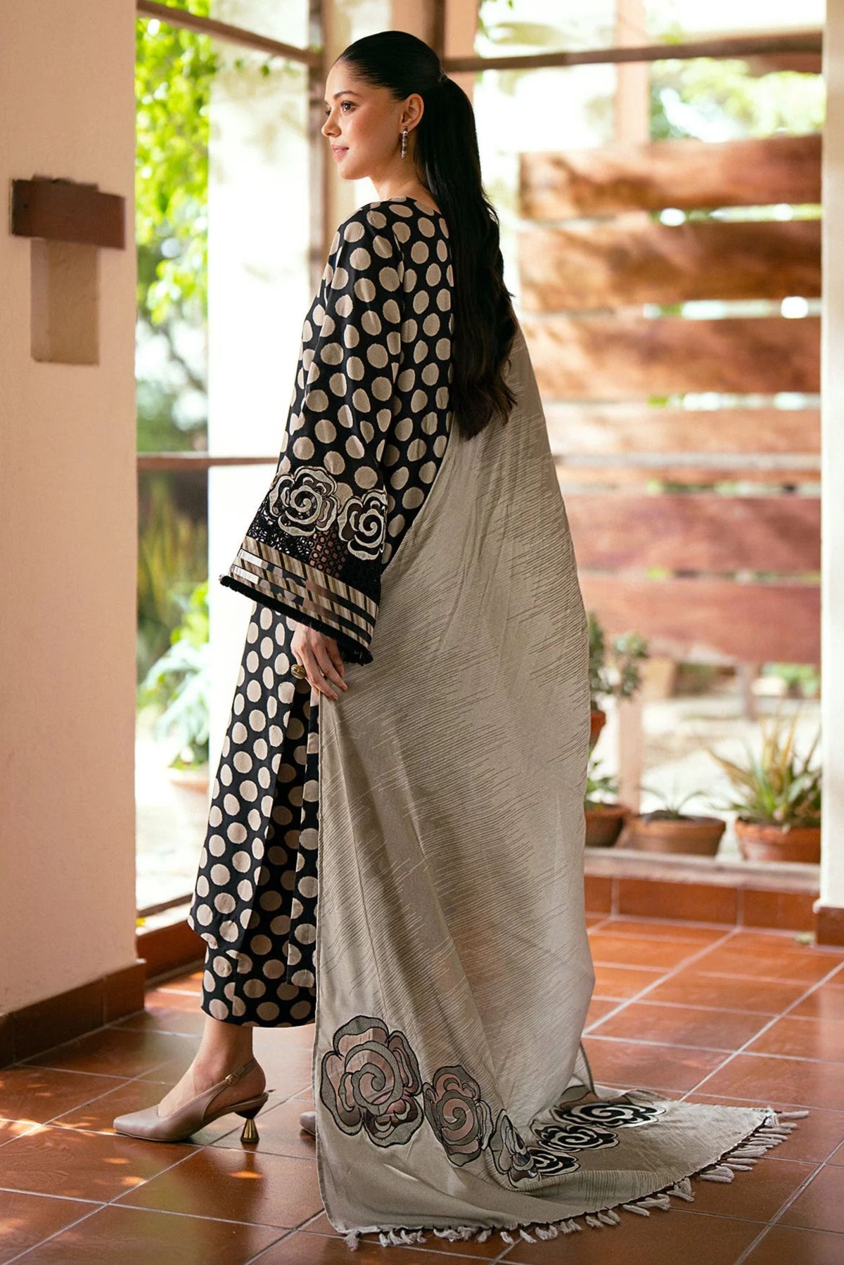 Pakistani Formal Salwar Kameez Sydney AU