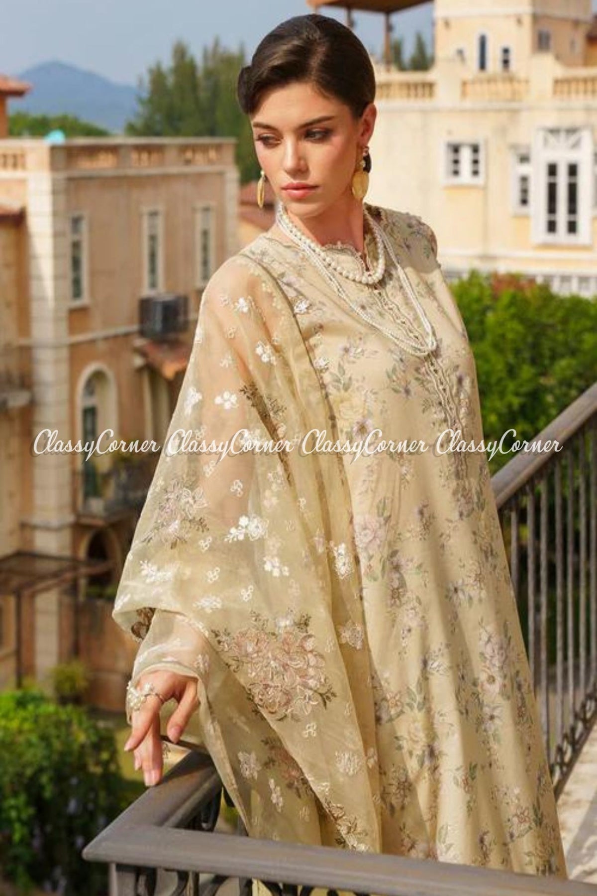 Pakistani Lawn Printed Salwar Kameez