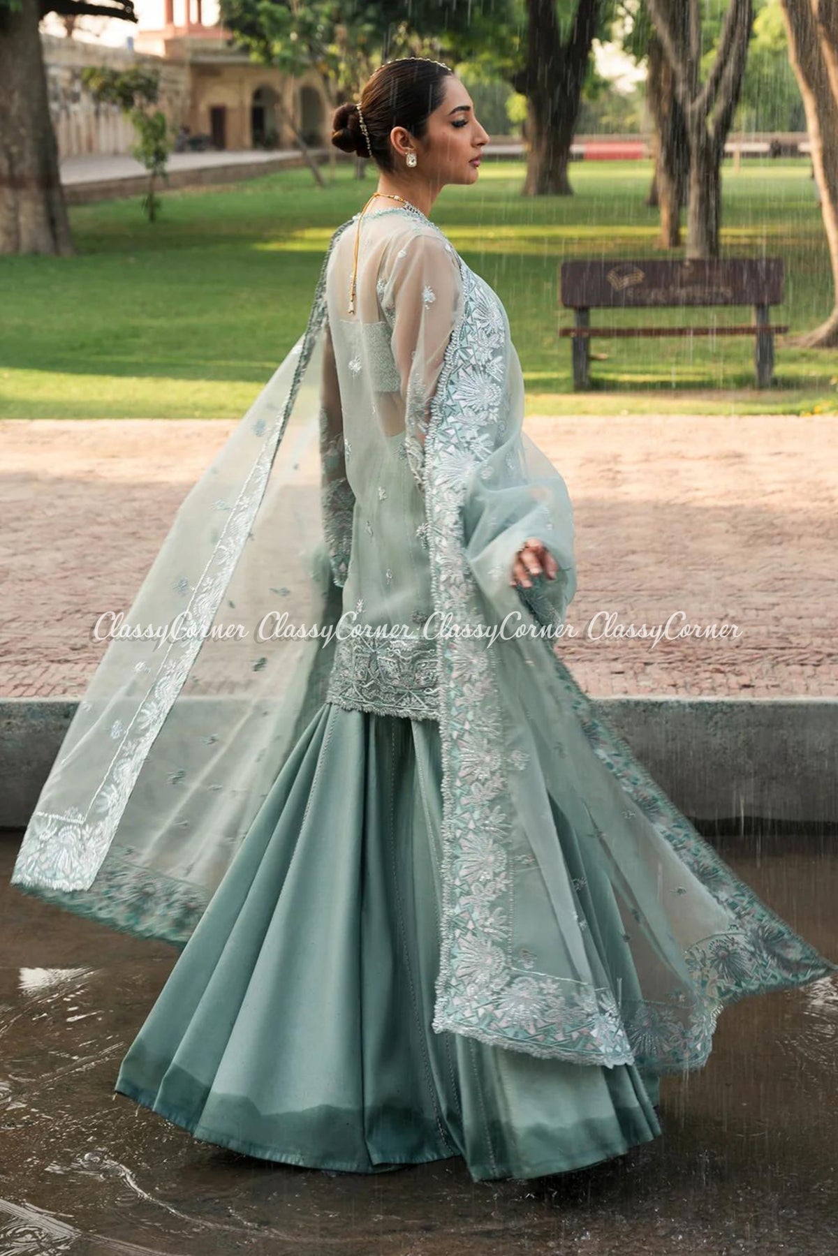 women&#39;s pakistani wedding outfits