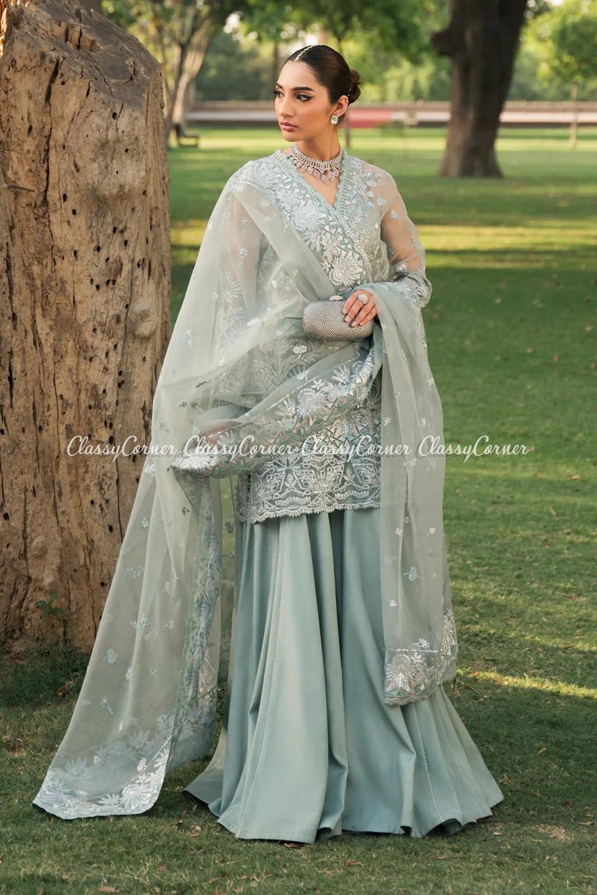 wedding wear pakistani outfits