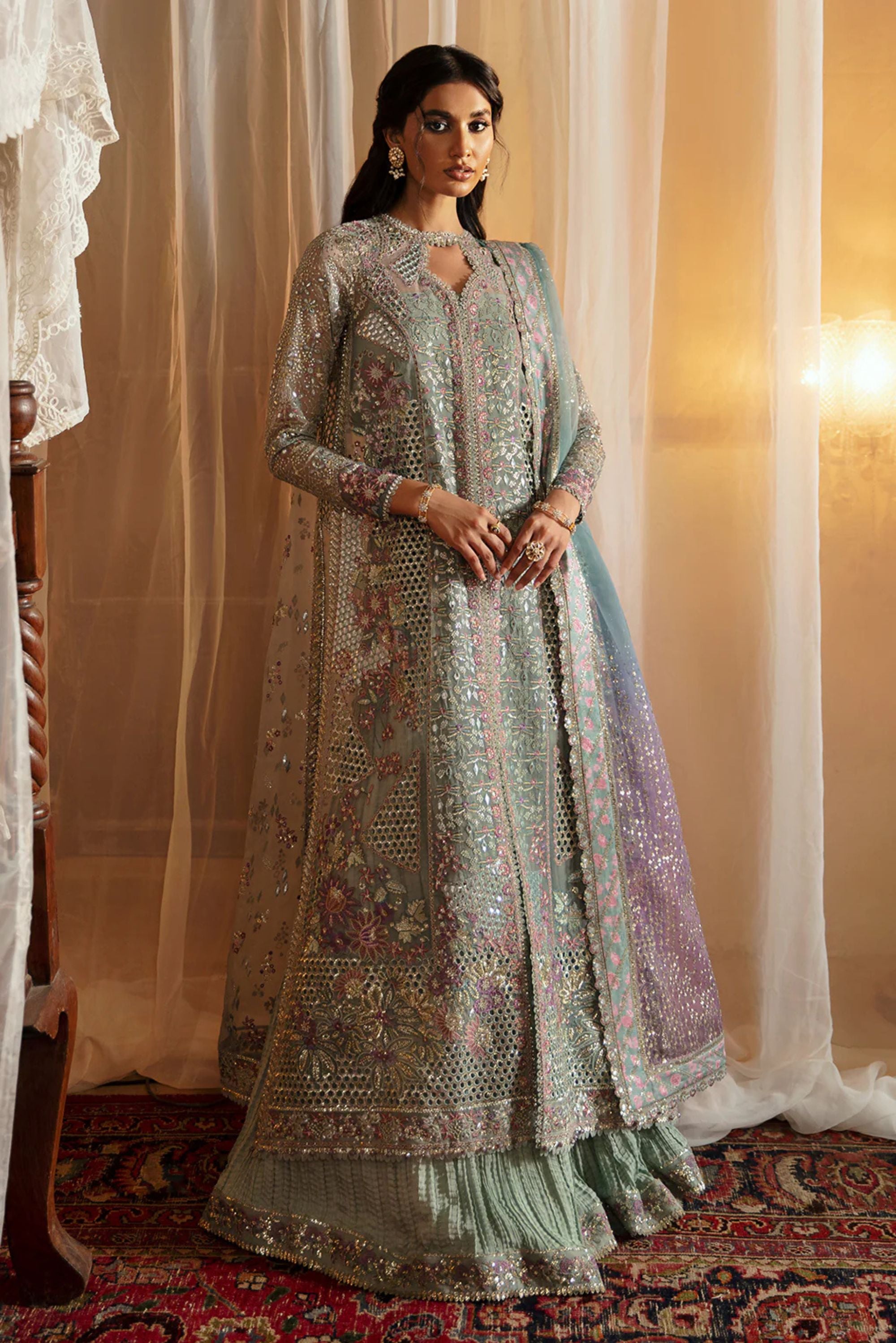 Pakistani Ladies Wedding Outfits