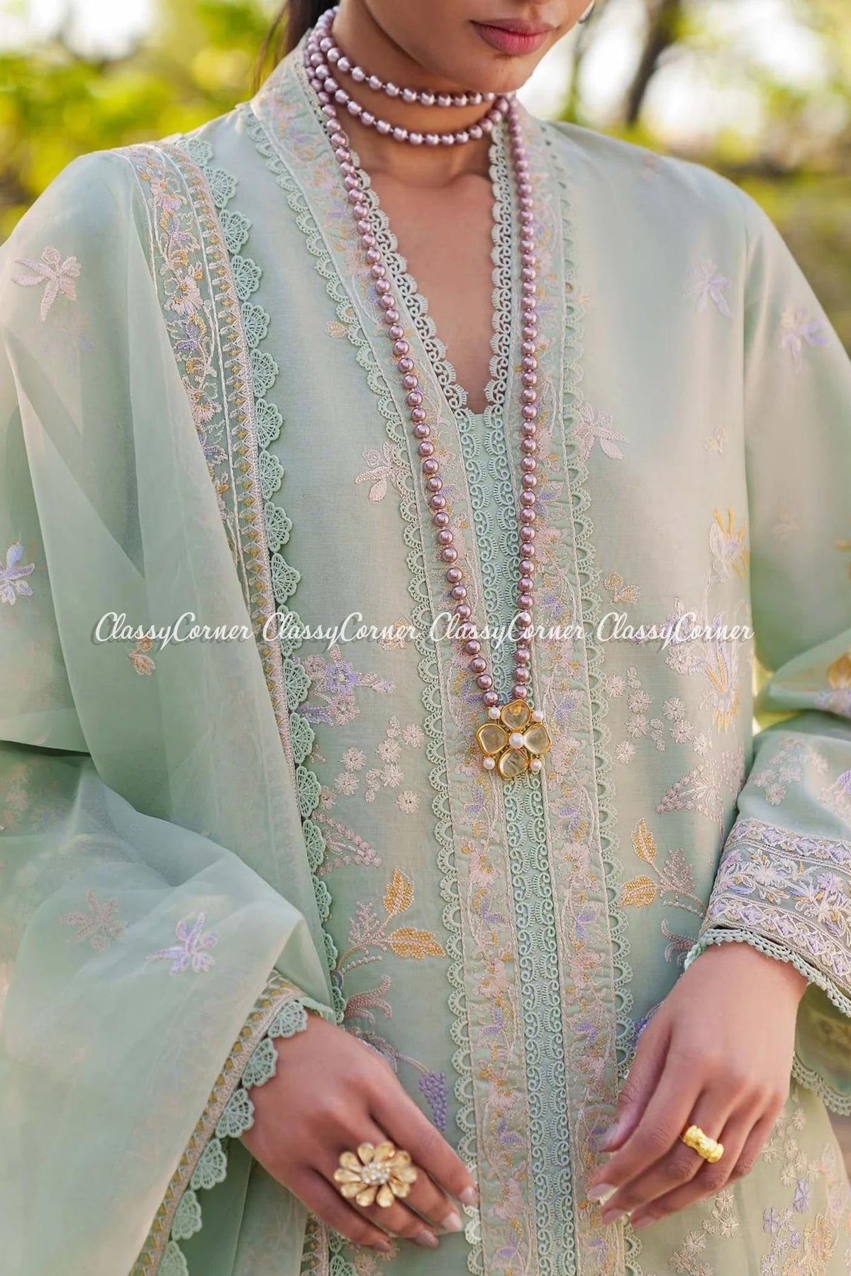 Mint Lawn Embroidered 3pc Readymade Suit