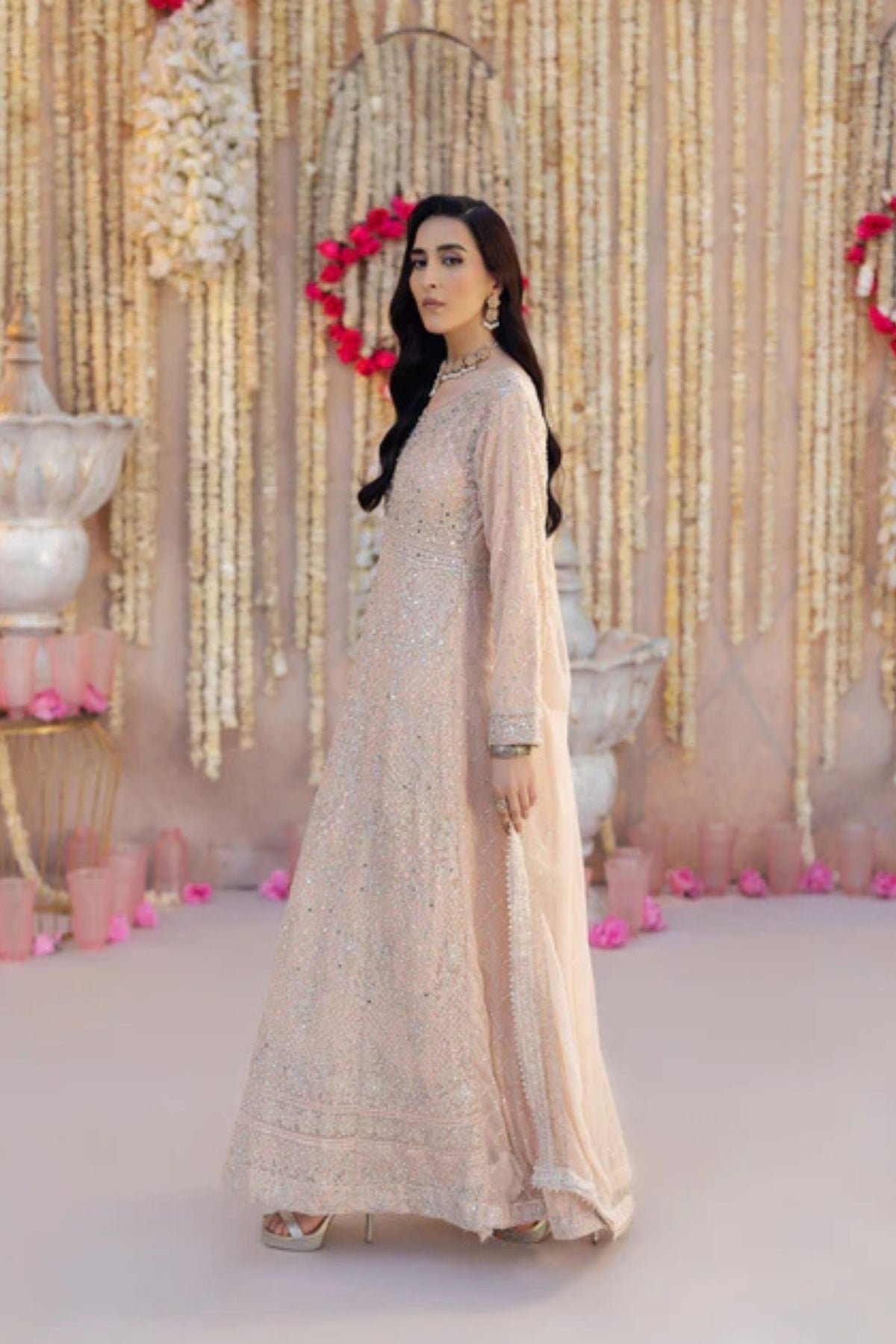 Pakistani Dresses To Attend Wedding