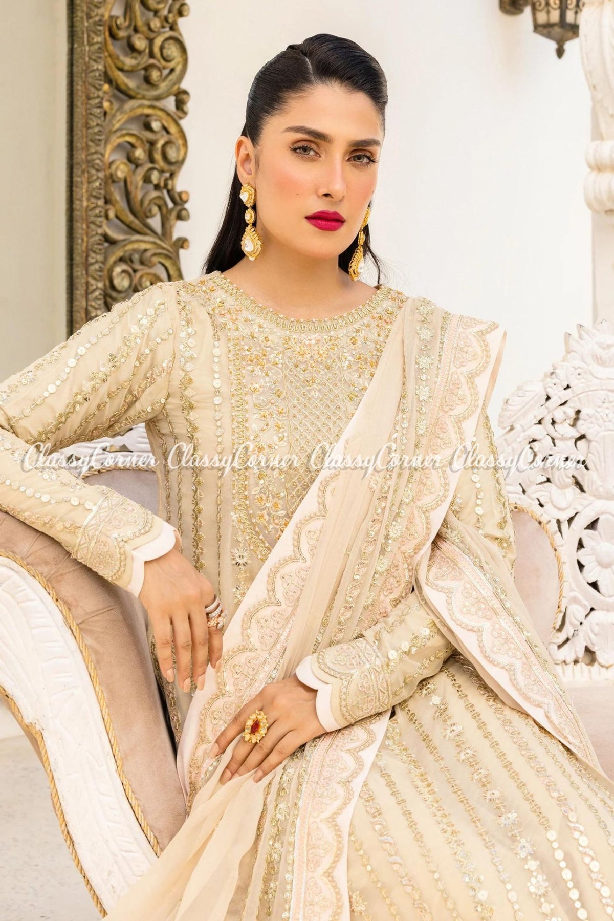 pakistani wedding outfit designers