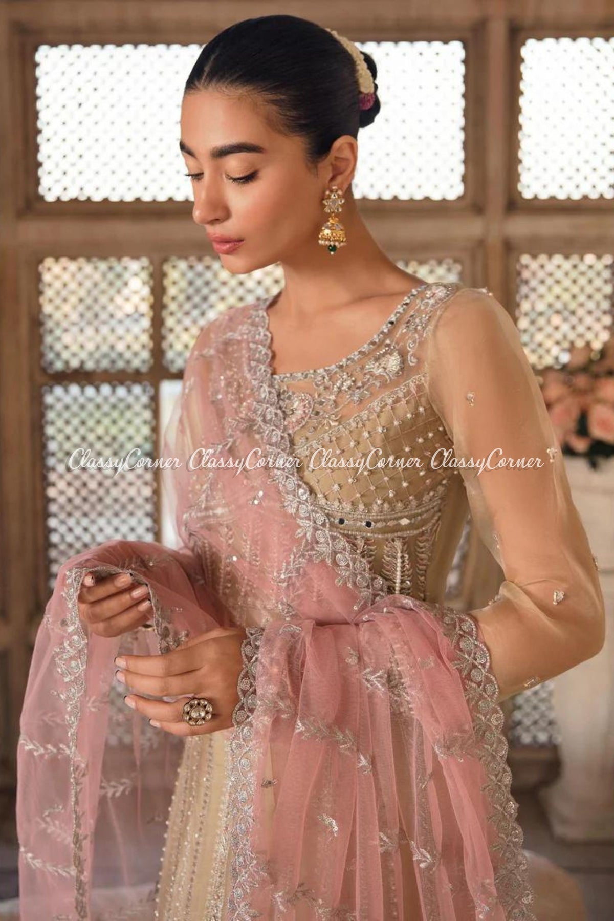 Pakistani wedding clothes for females