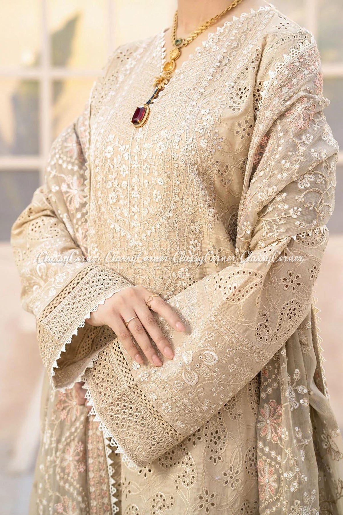 Pakistani suits for women Sydney