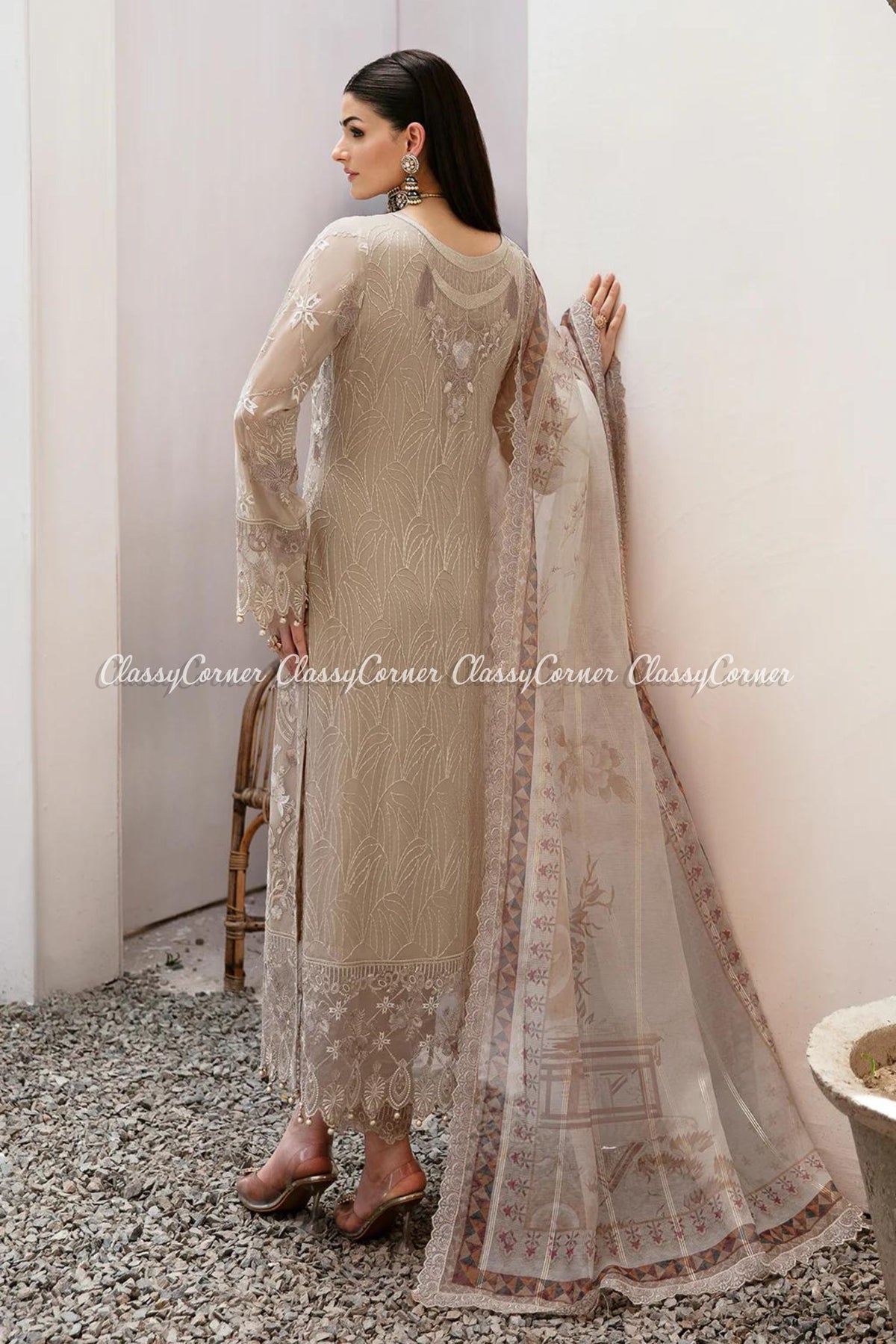 desi pakistani wedding outfits