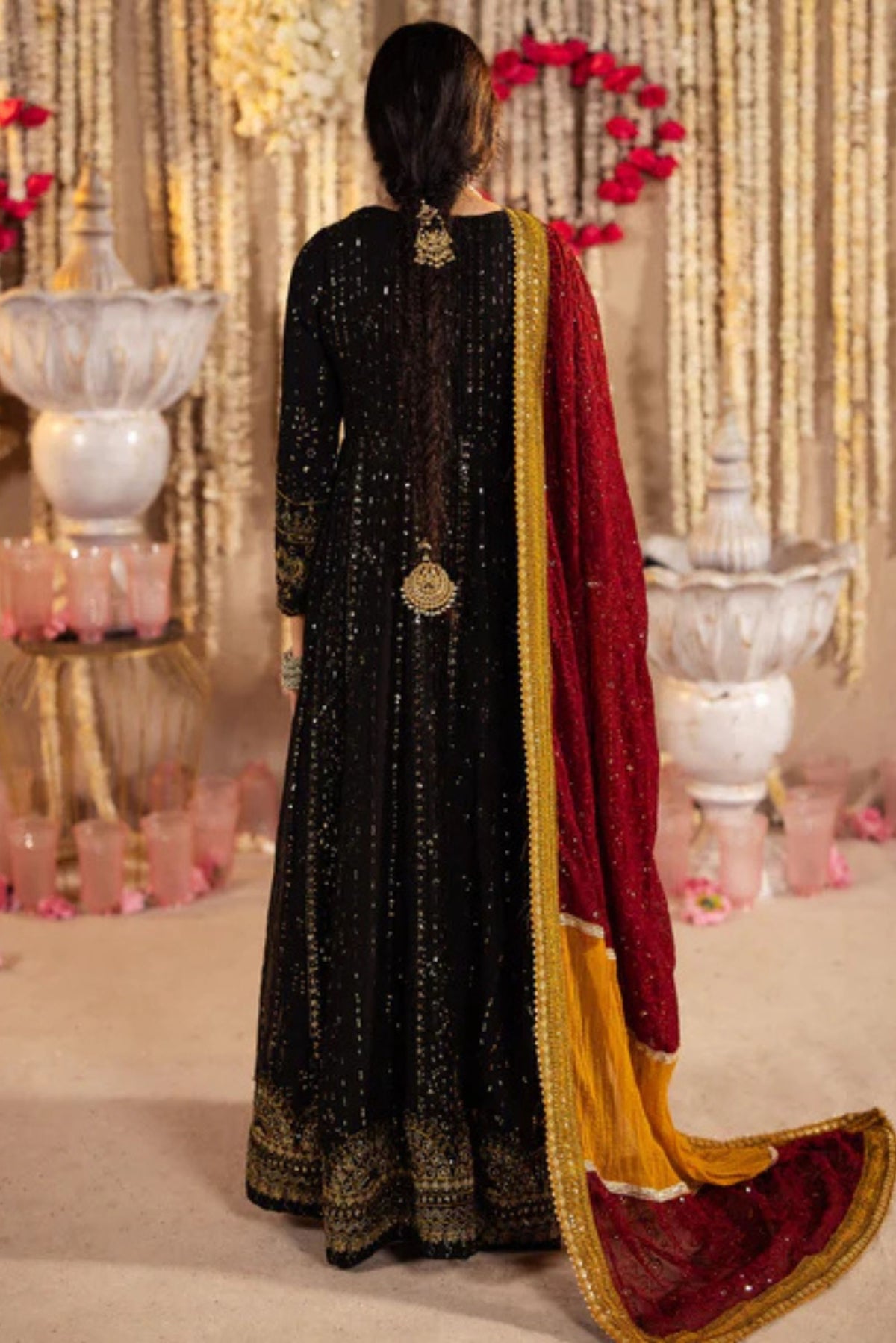 Best Pakistani Wedding Outfits 