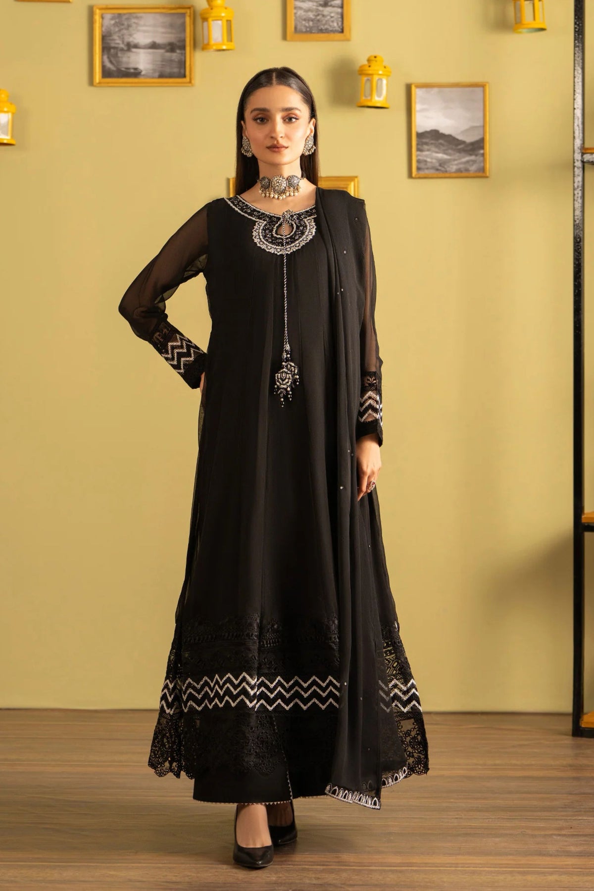 Pakistani Party Wear Dresses Online