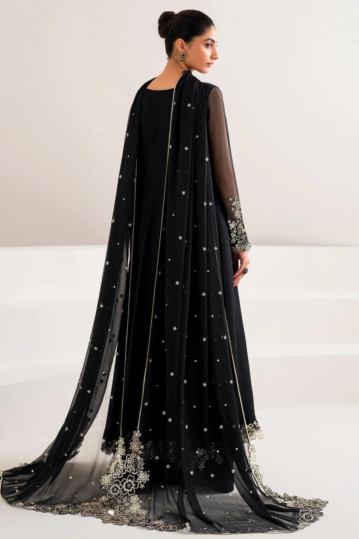 Party Dress For Pakistani Wedding