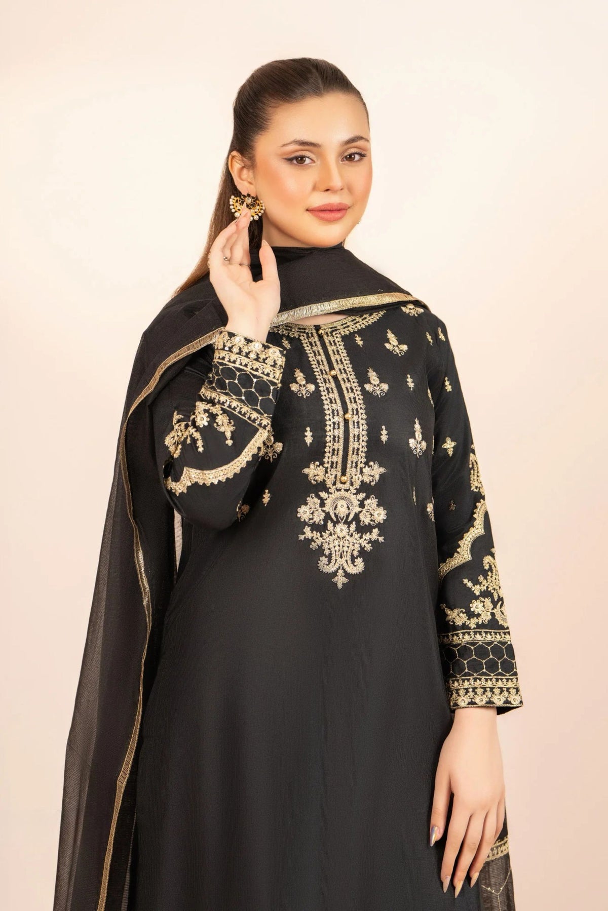 Pakistani Wedding Outfits Online UK