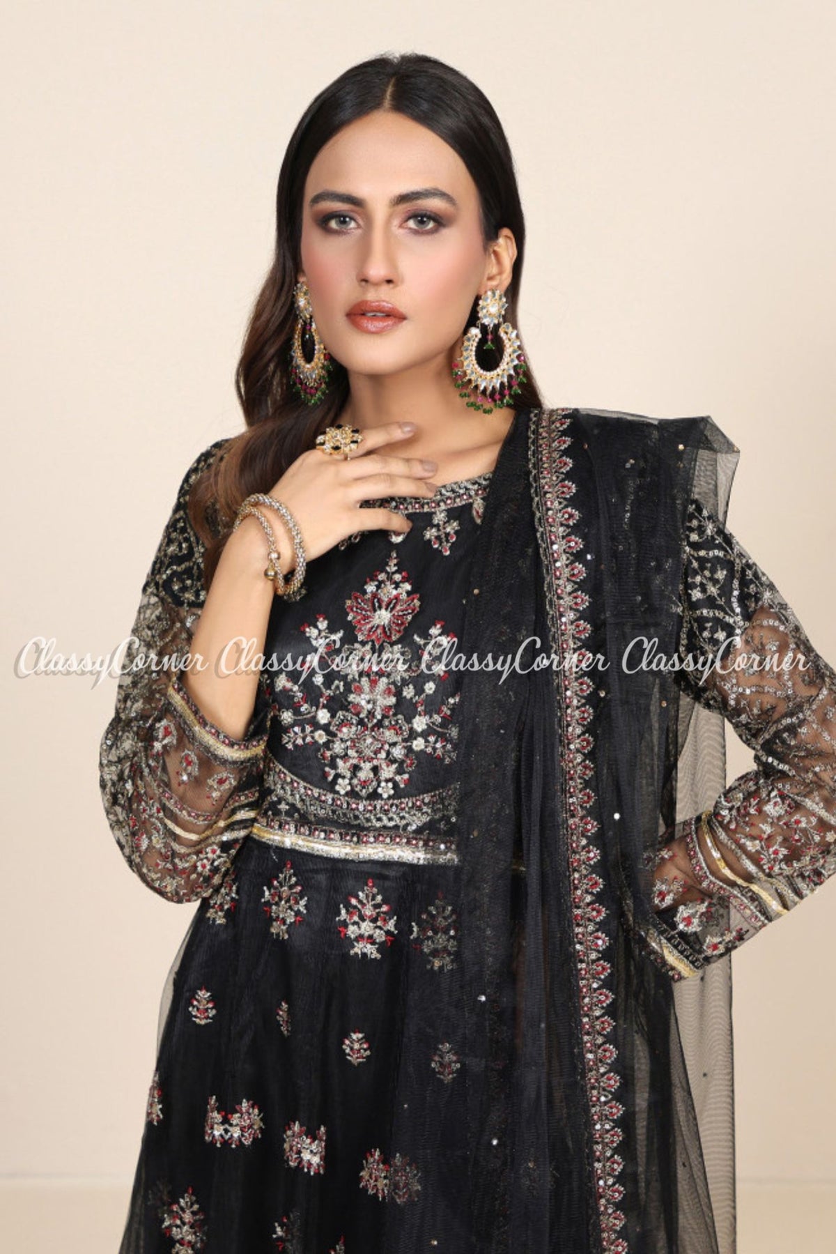 pakistani wedding party outfits