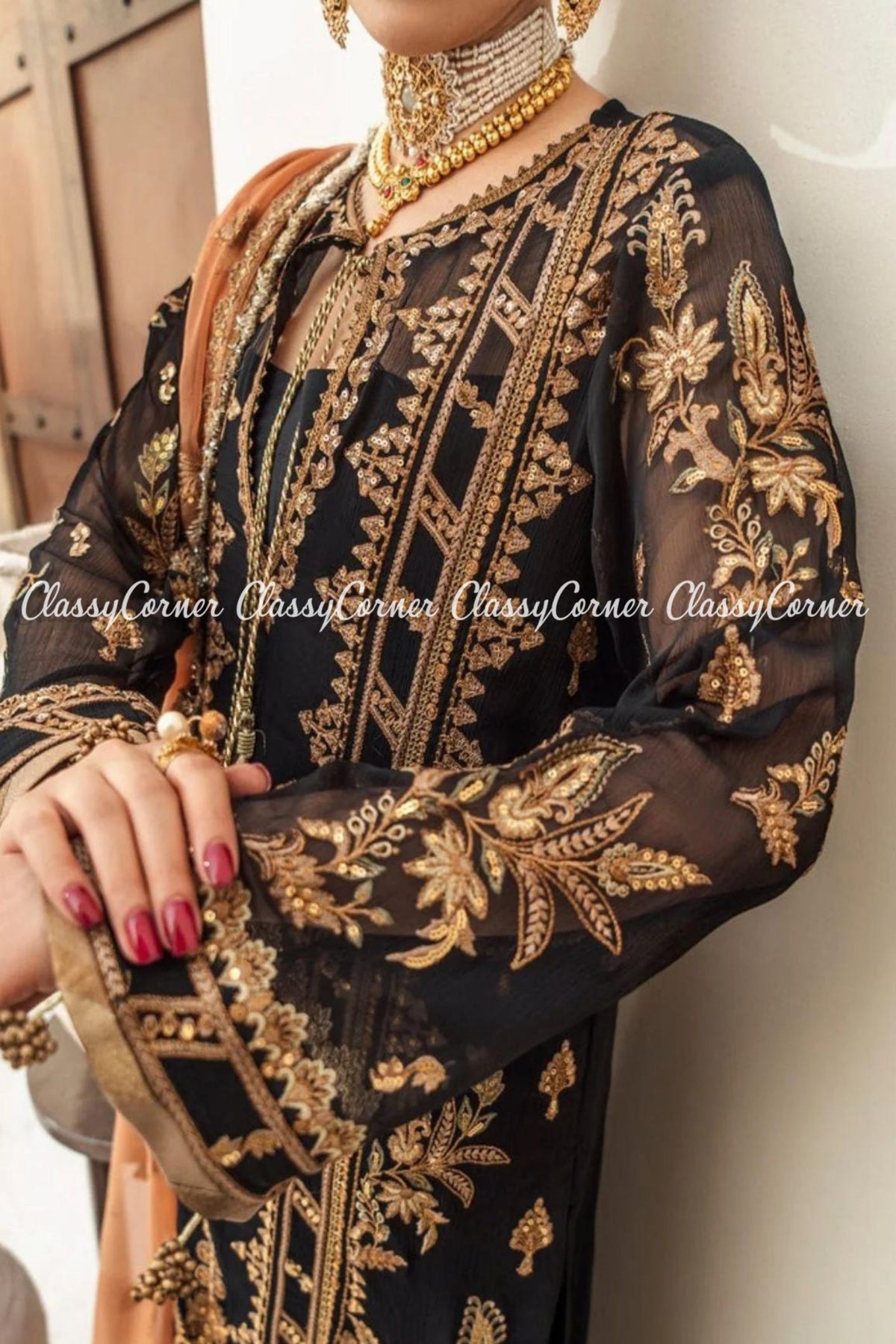 Black Golden Chiffon Embroidered Pakistani Salwar Kameeez