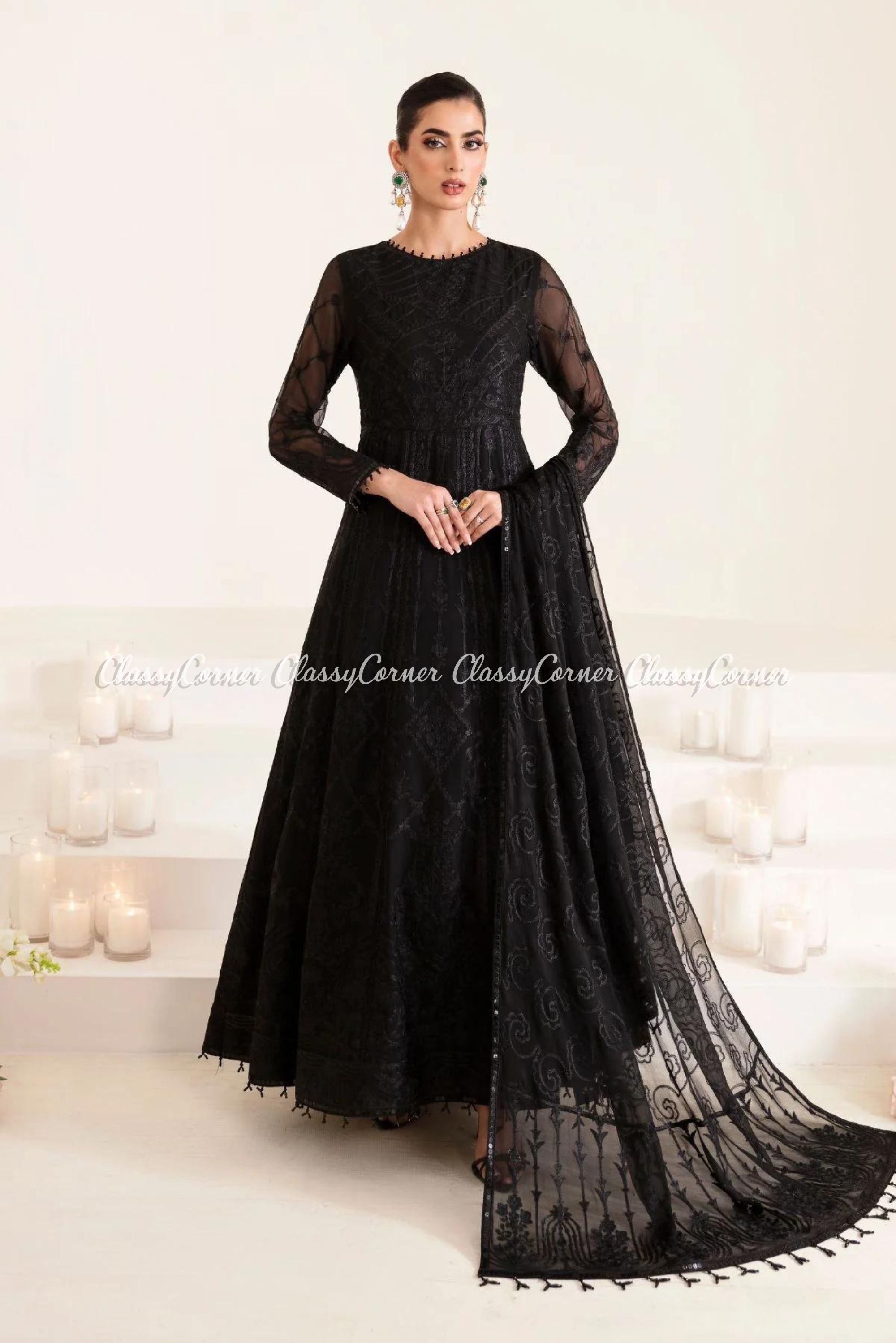 Pakistani Wedding Wear Gown For Guests 