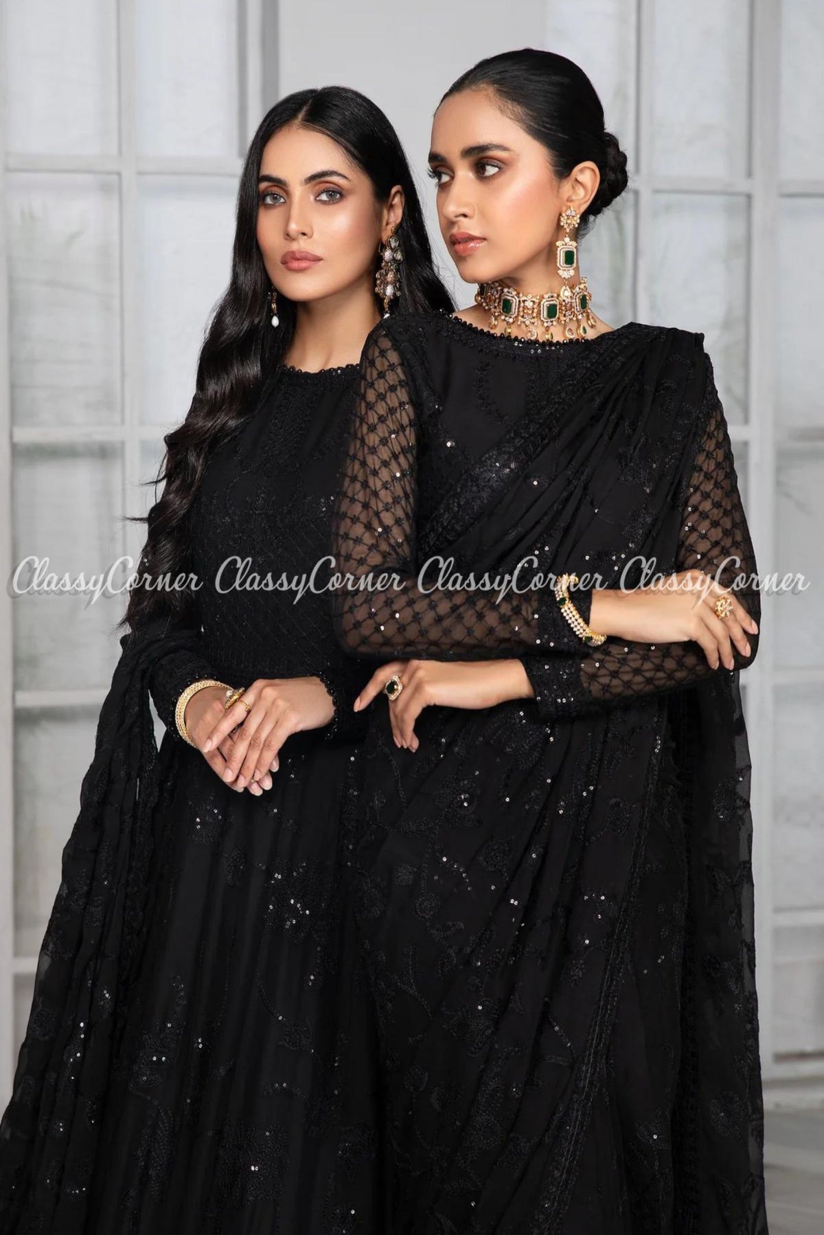 wedding wear pakistani outfits Online