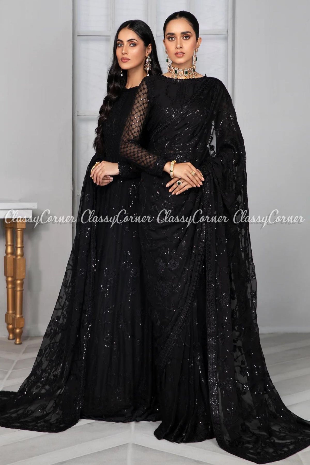 wedding wear pakistani outfits Online