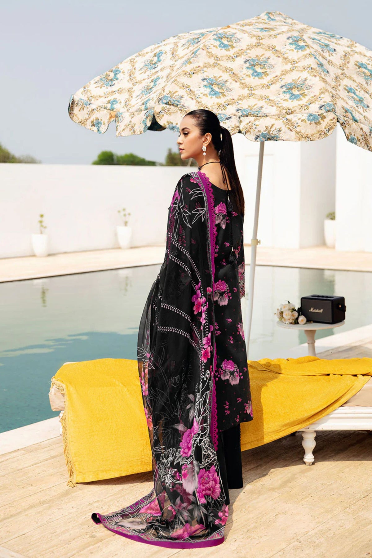Pakistani lawn suits for summers