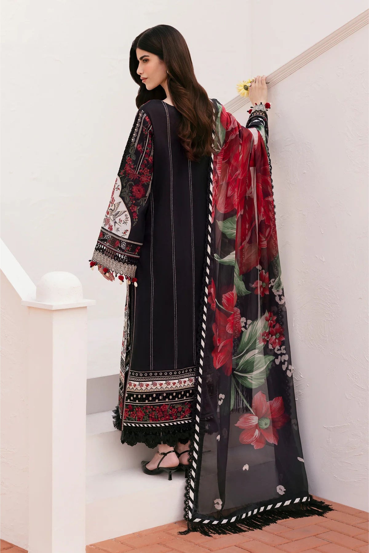 Pakistani Eid Lawn Suits In Australia