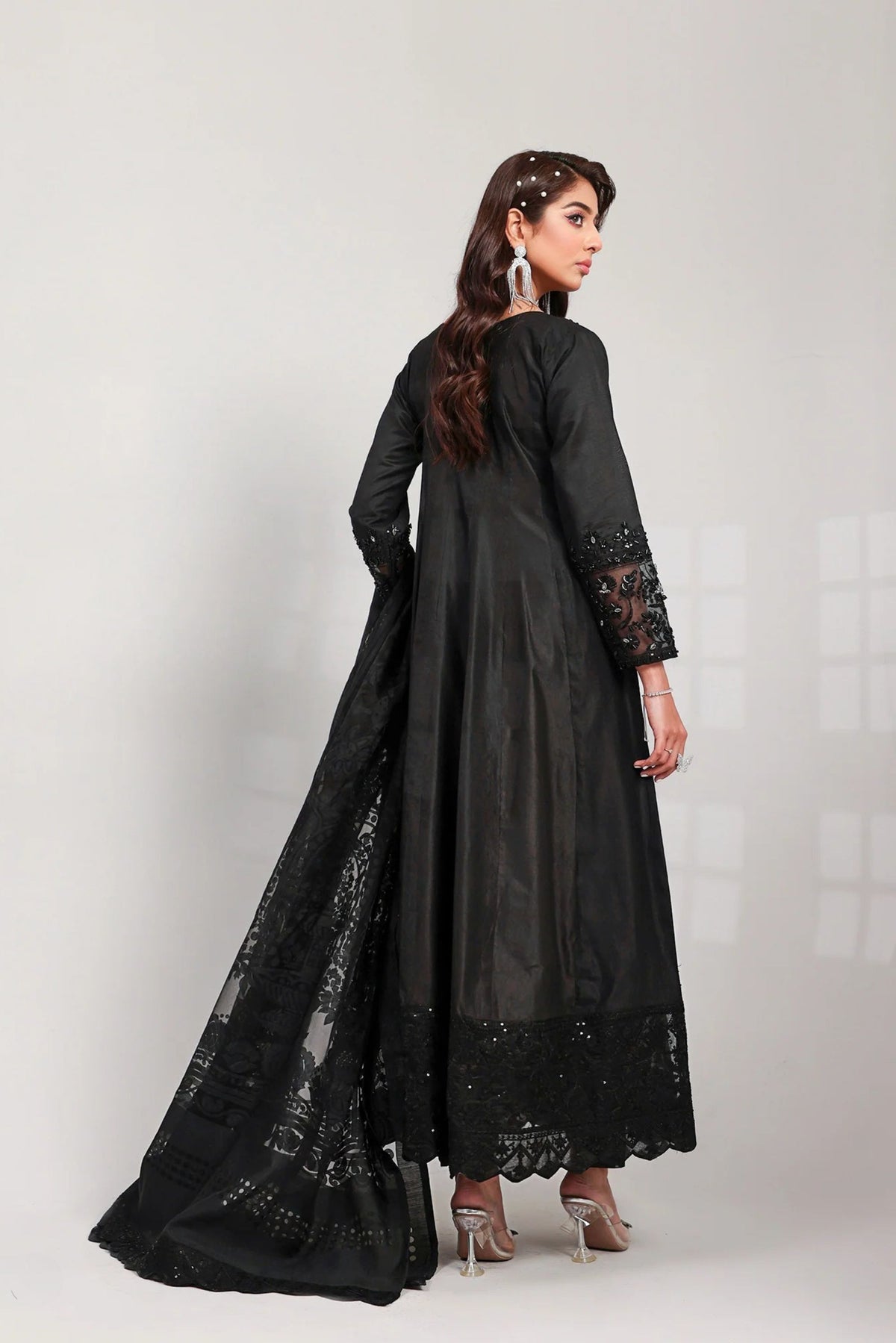 pakistani wedding wear gown