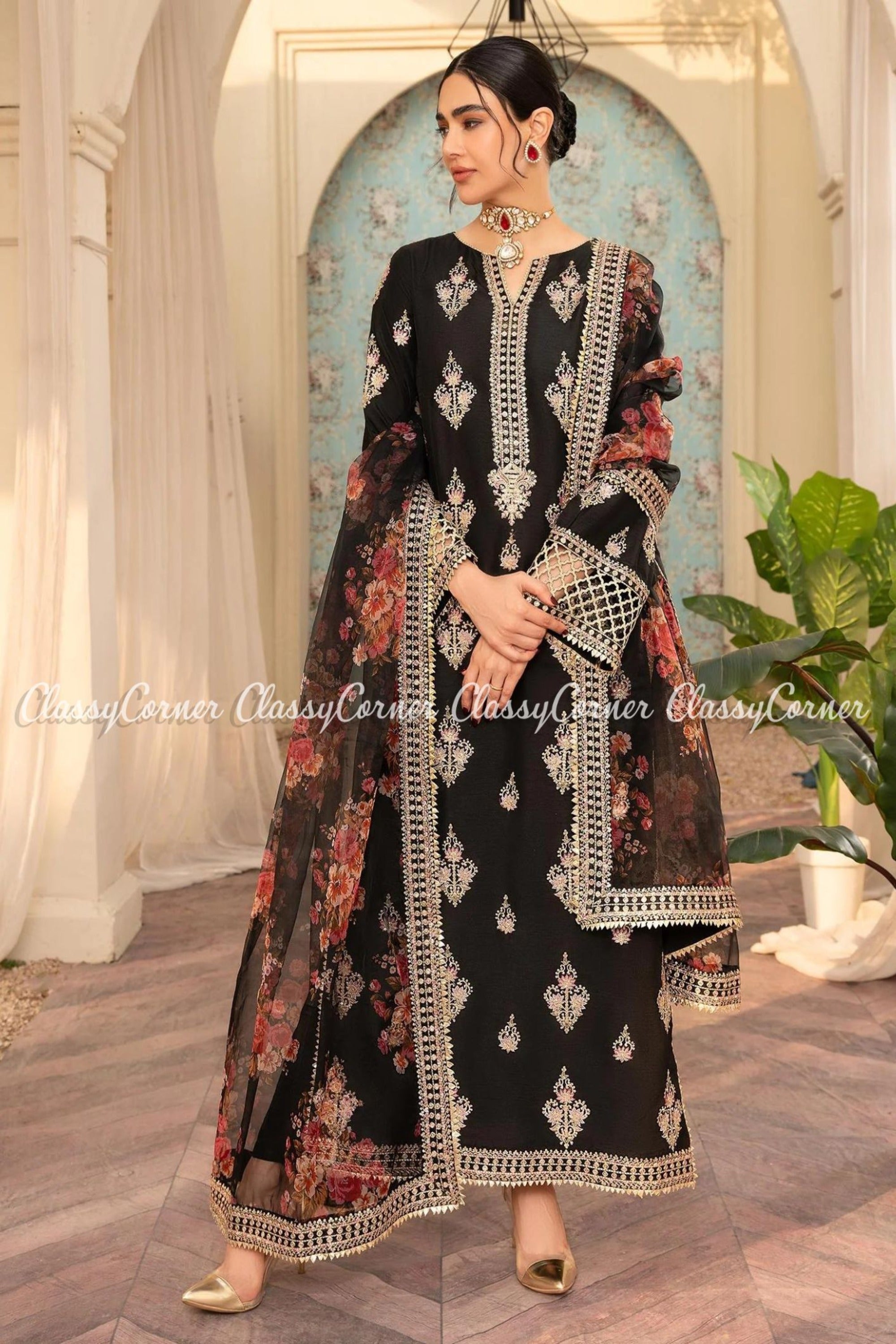 Pakistani wedding fashion for women