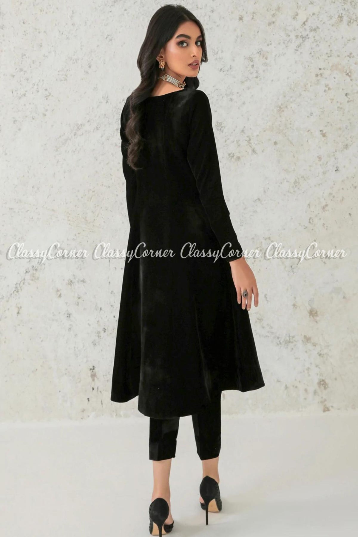 Solid Velvet Black Pakistani Salwar Kameez