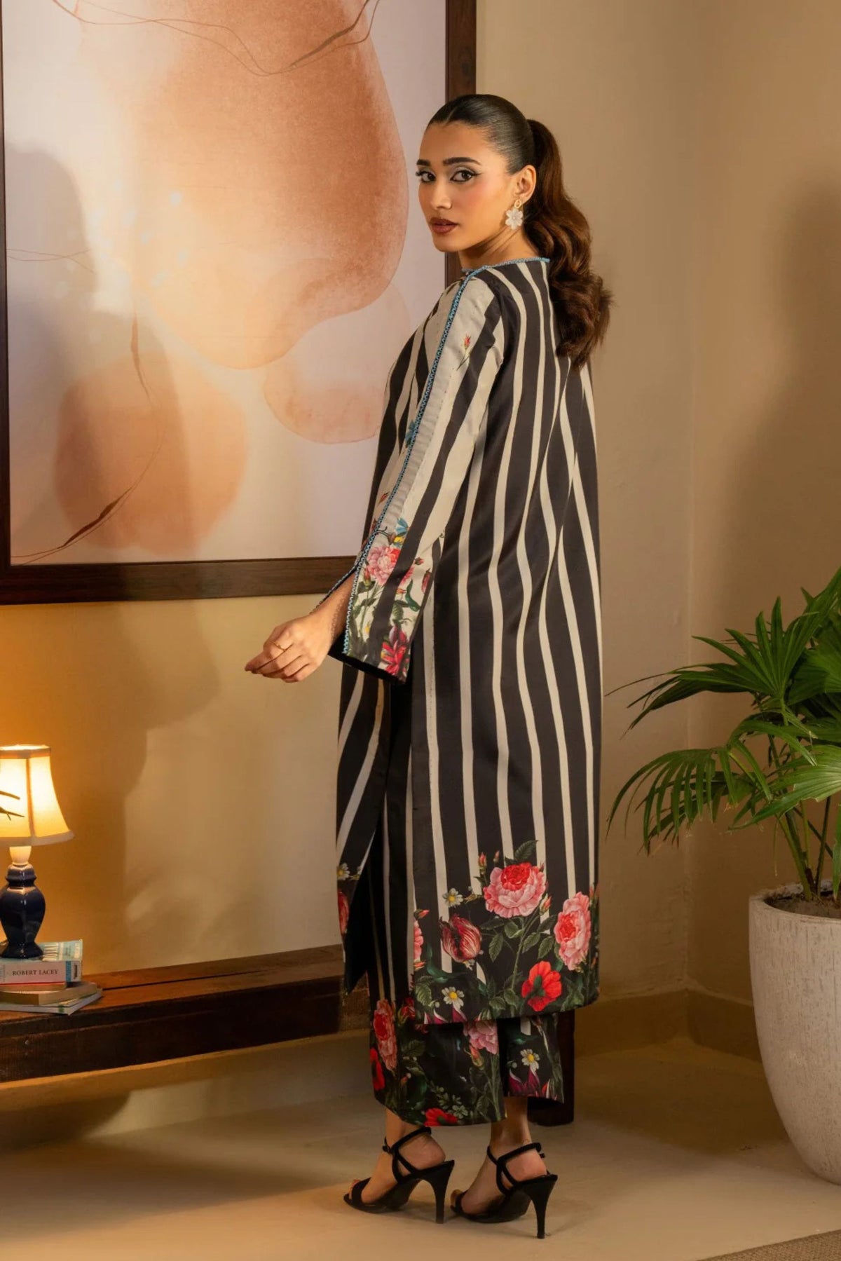 Black Stripe Printed 2PC