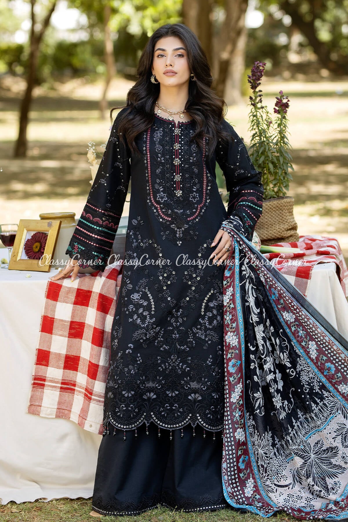 Women&#39;s Formal Wear For Pakistani Events