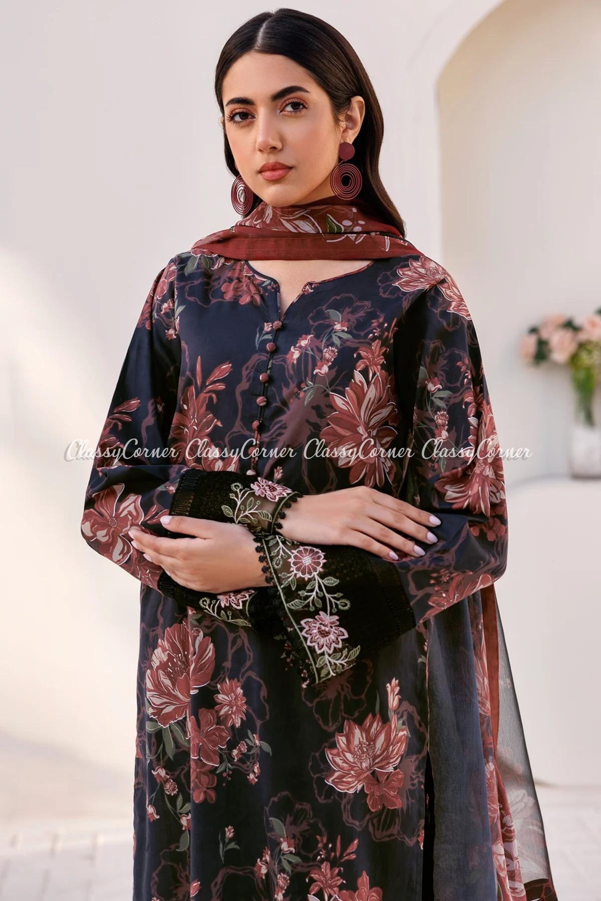 Women&#39;s Semi Formal Wear For Pakistani Events