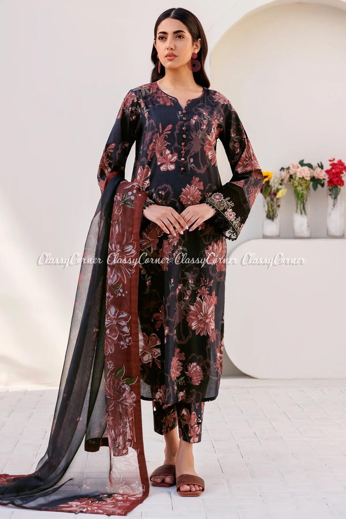 Women&#39;s Semi Formal Wear For Pakistani Events