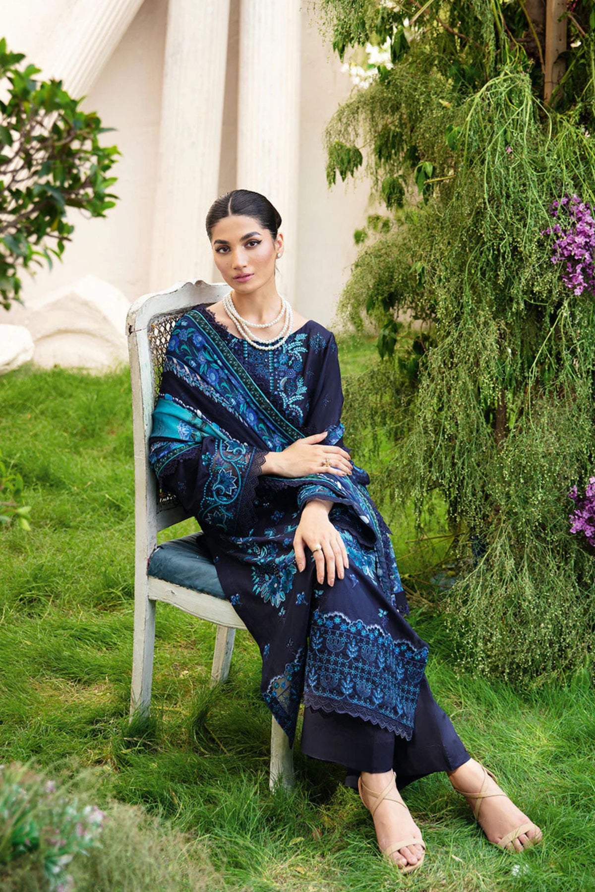 Pakistani Formal Outfits for Get Together