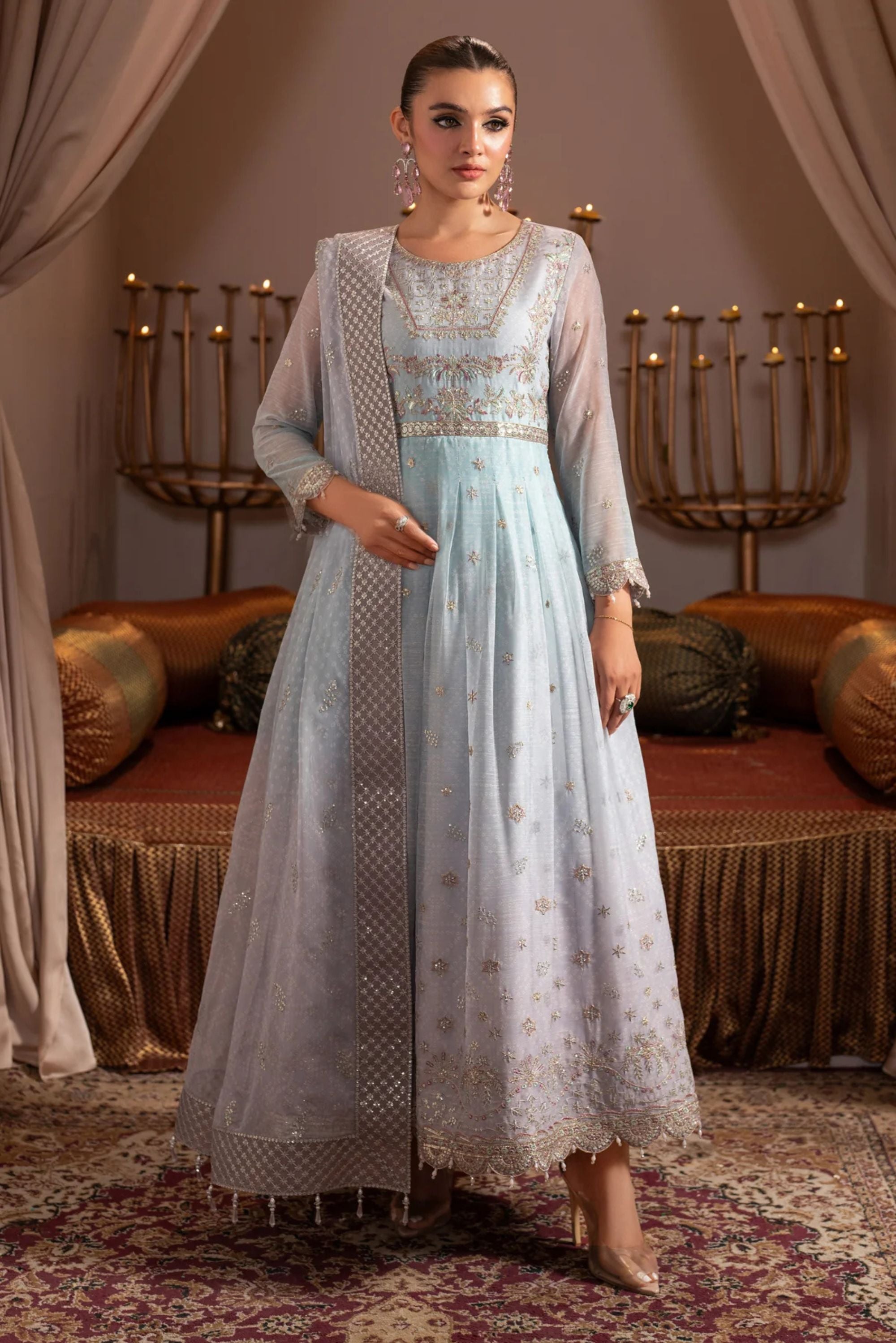 Pakistani Wedding Gowns For Women In UK