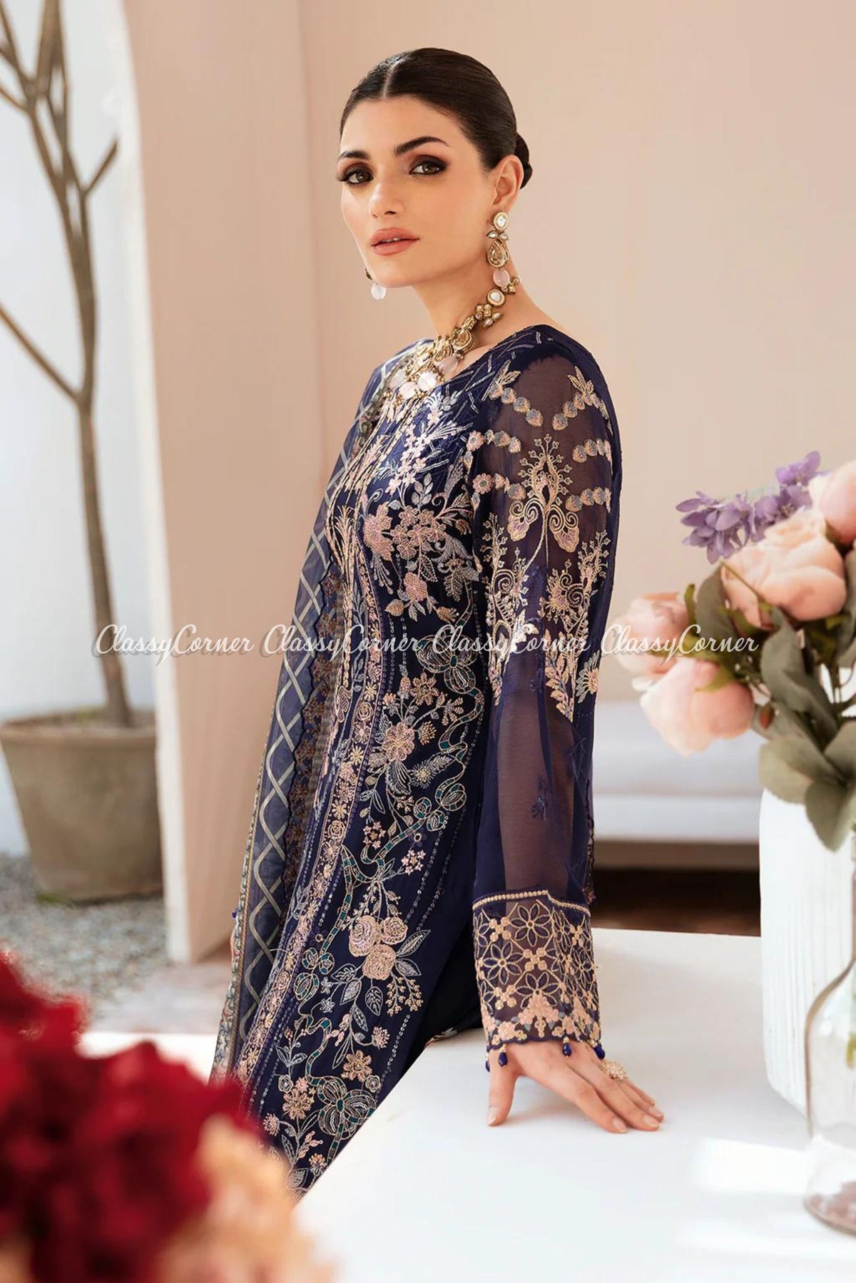 guest outfits to attend pakistani wedding