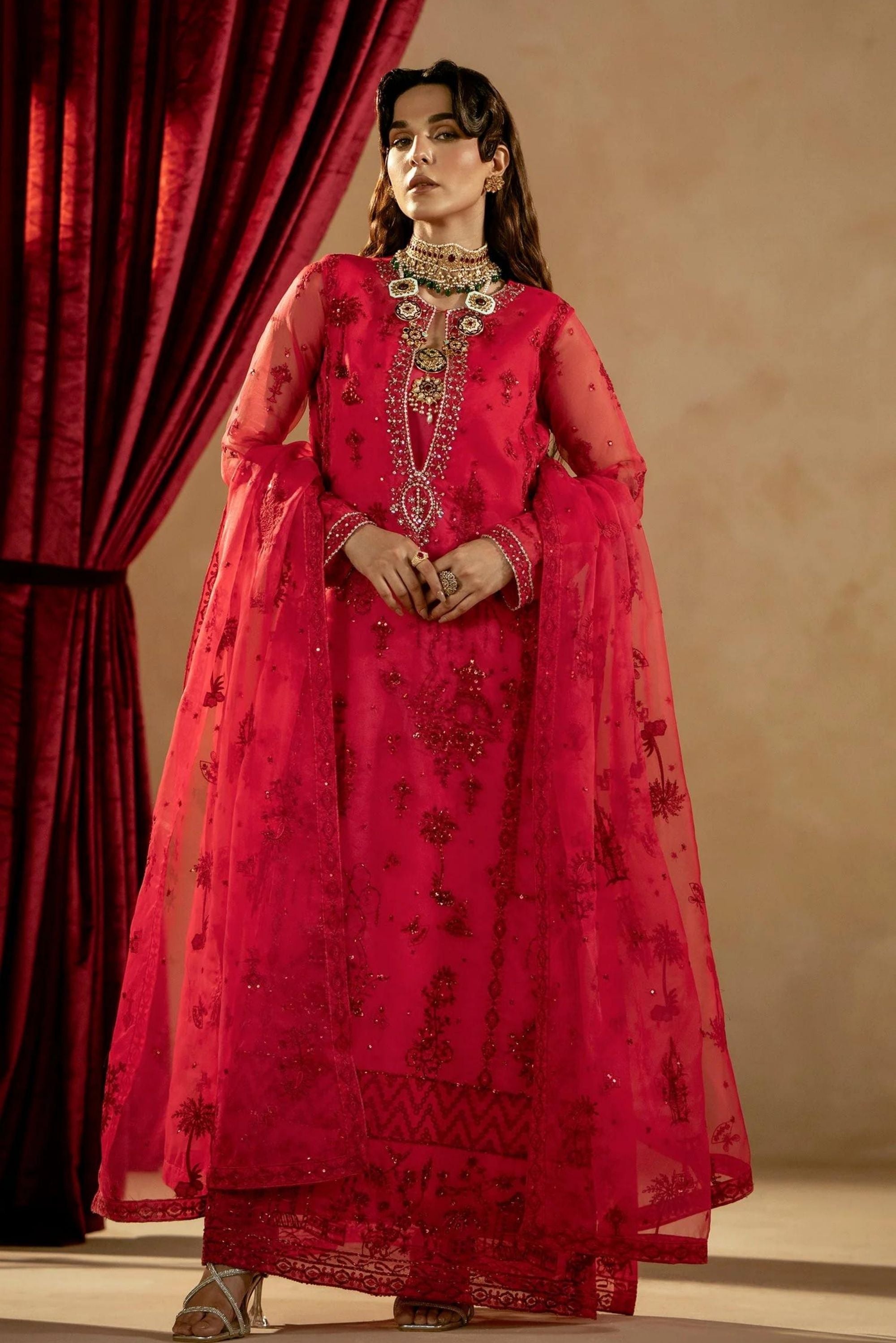 Pakistani Wedding Suits For Women