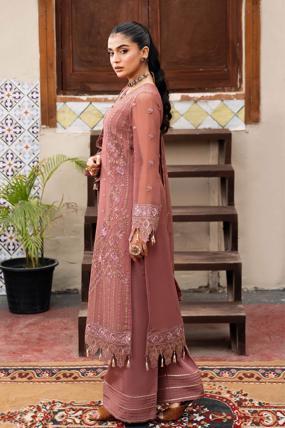 Tea Pink Chiffon Party Wear Suit