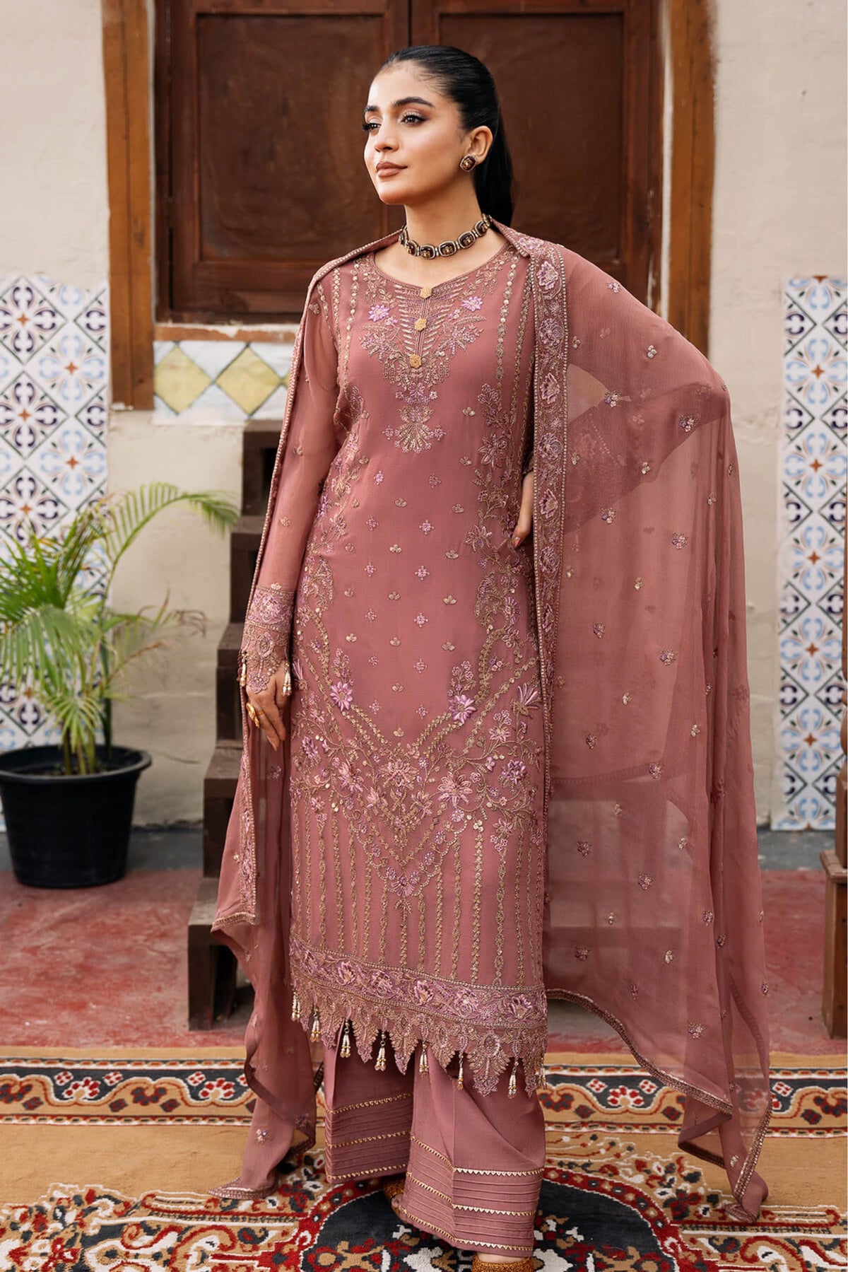 Tea Pink Chiffon Party Wear Suit