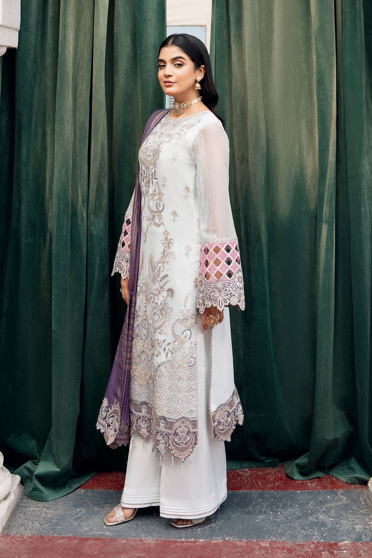 Pakistani Party Wear Suits For Weddings