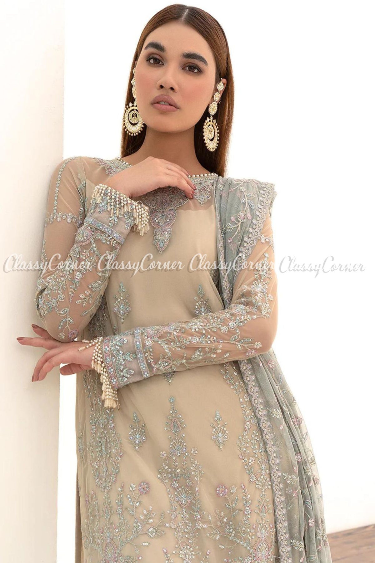 wedding guest outfits pakistani